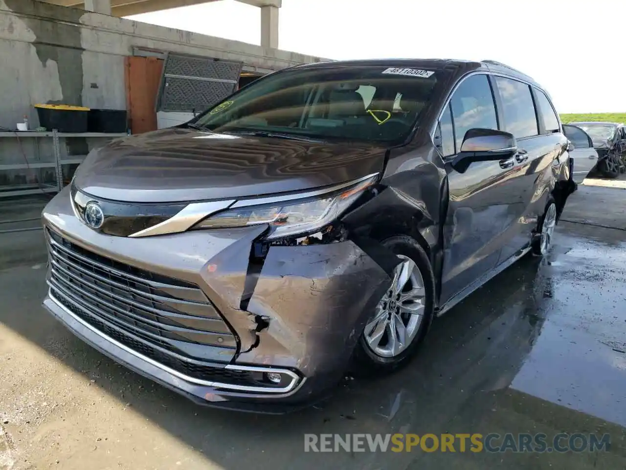 2 Photograph of a damaged car 5TDZRKECXNS096221 TOYOTA SIENNA 2022