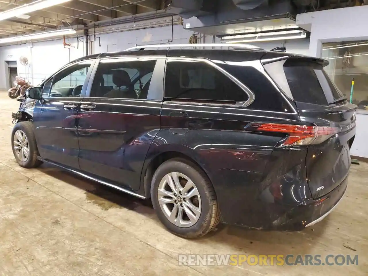 2 Photograph of a damaged car 5TDZSKFC7NS045875 TOYOTA SIENNA 2022