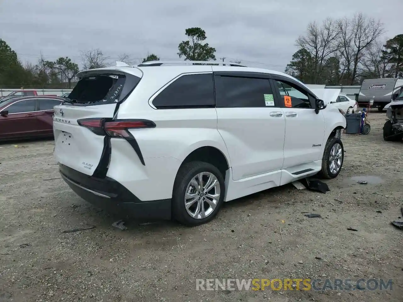 3 Photograph of a damaged car 5TDERKEC2PS167199 TOYOTA SIENNA 2023