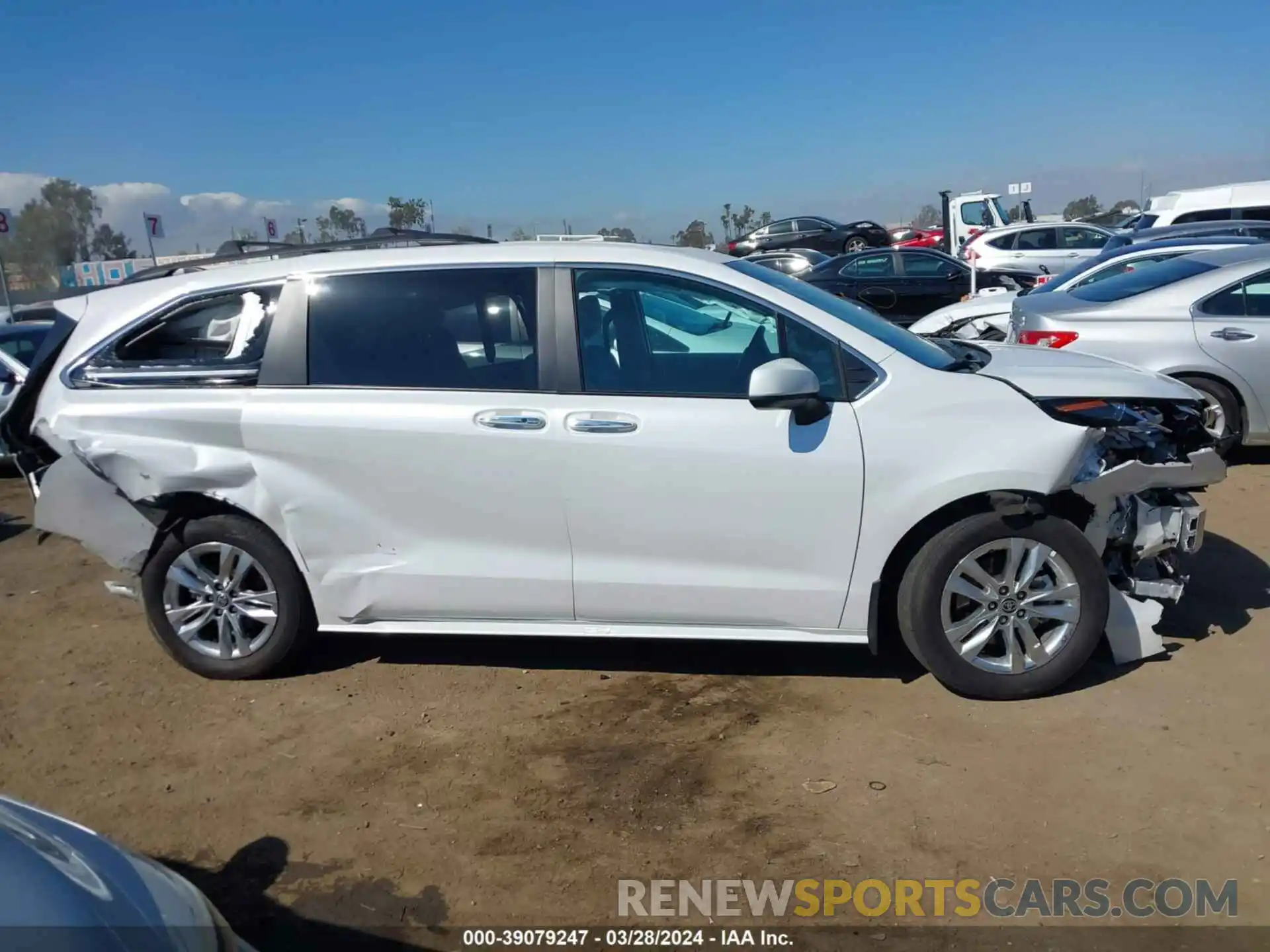 12 Photograph of a damaged car 5TDJRKECXPS179471 TOYOTA SIENNA 2023