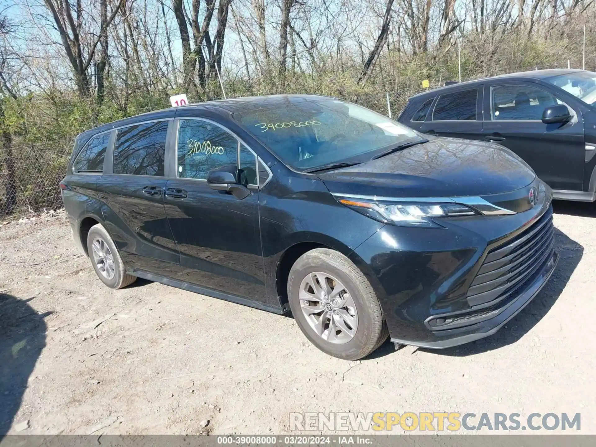 1 Photograph of a damaged car 5TDKRKEC4PS167417 TOYOTA SIENNA 2023