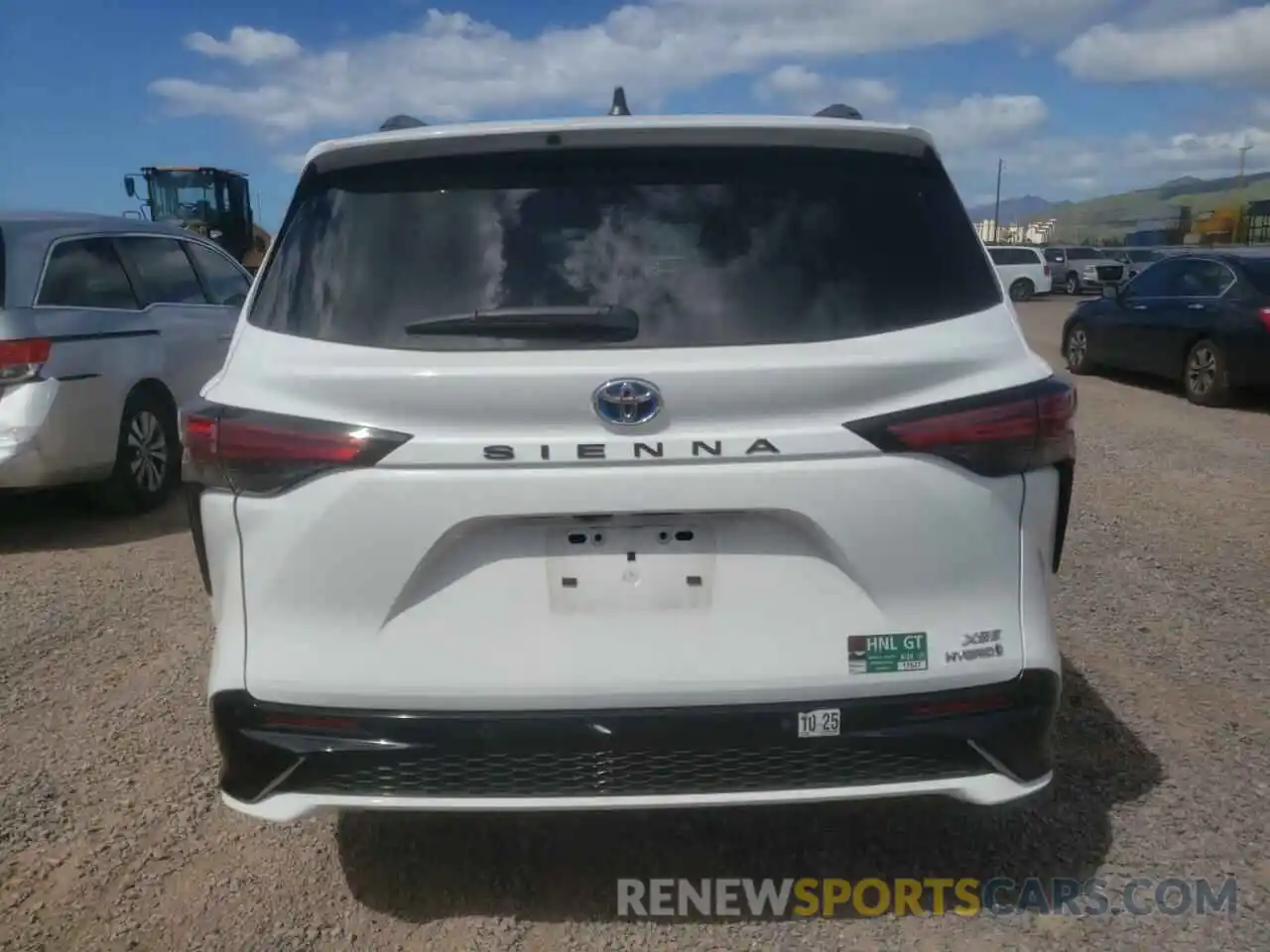 6 Photograph of a damaged car 5TDXRKEC7PS176957 TOYOTA SIENNA 2023