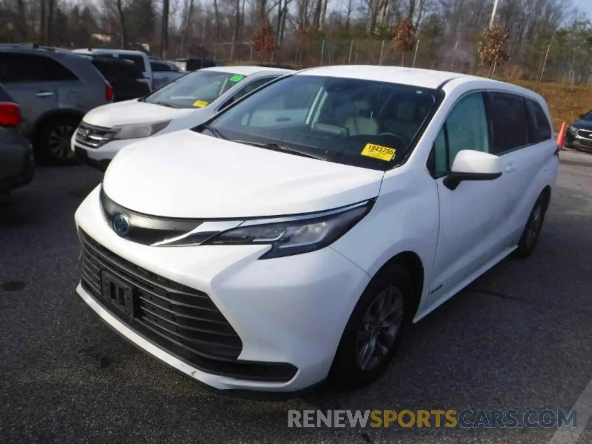 8 Photograph of a damaged car 5TDKSKFC5MS014706 TOYOTA SIENNA AWD 2021