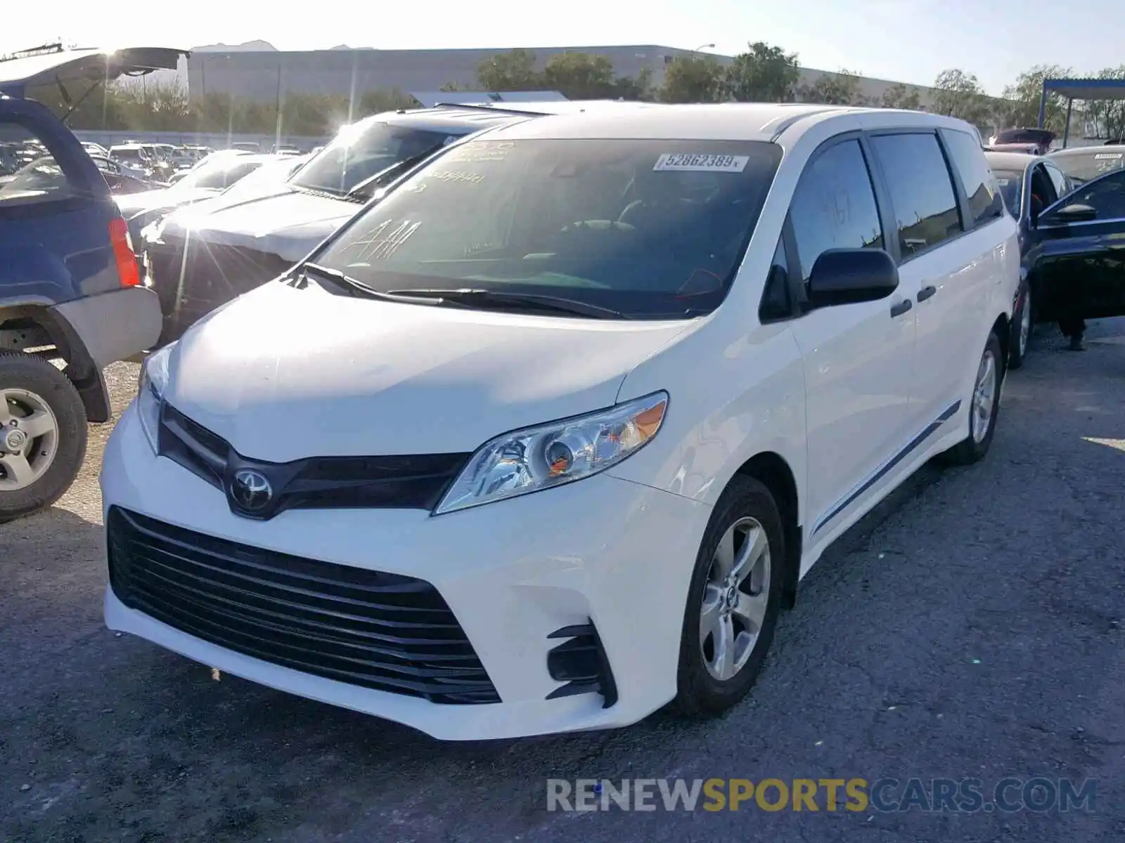 2 Фотография поврежденного автомобиля 5TDZZ3DCXLS024181 TOYOTA SIENNA L 2020