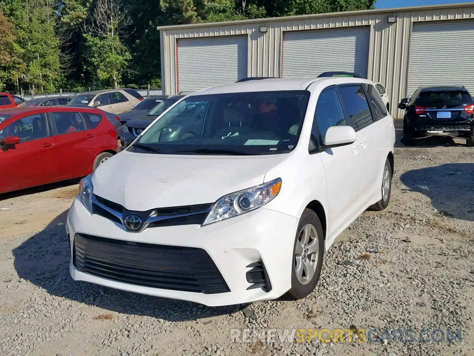 2 Photograph of a damaged car 5TDKZ3DC2KS001042 TOYOTA SIENNA LE 2019