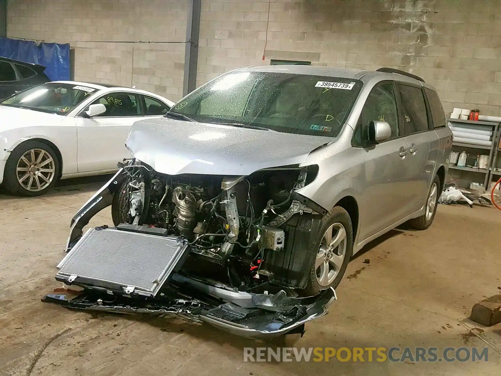 2 Photograph of a damaged car 5TDKZ3DC5KS015212 TOYOTA SIENNA LE 2019