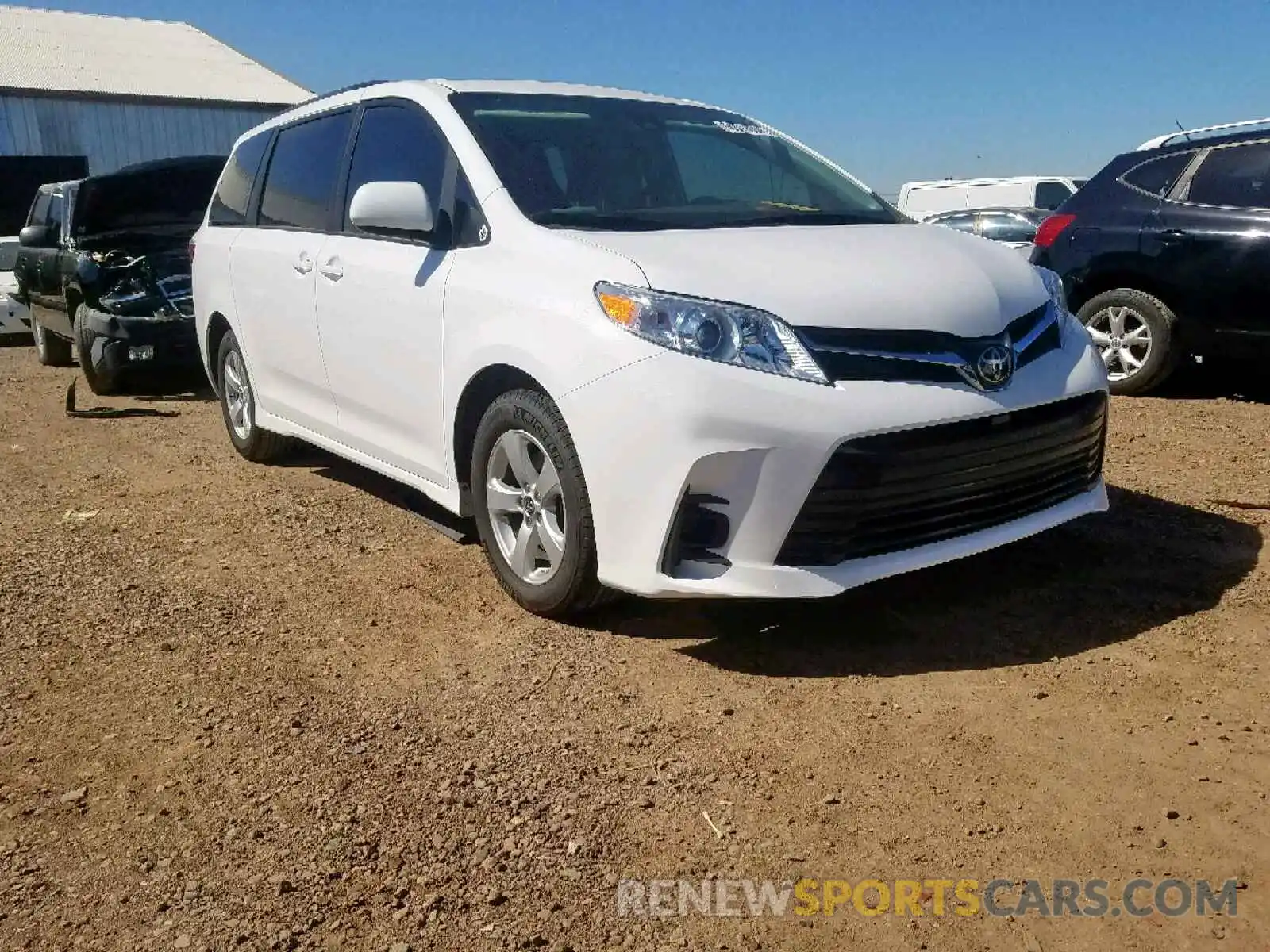 1 Photograph of a damaged car 5TDKZ3DC6KS020127 TOYOTA SIENNA LE 2019