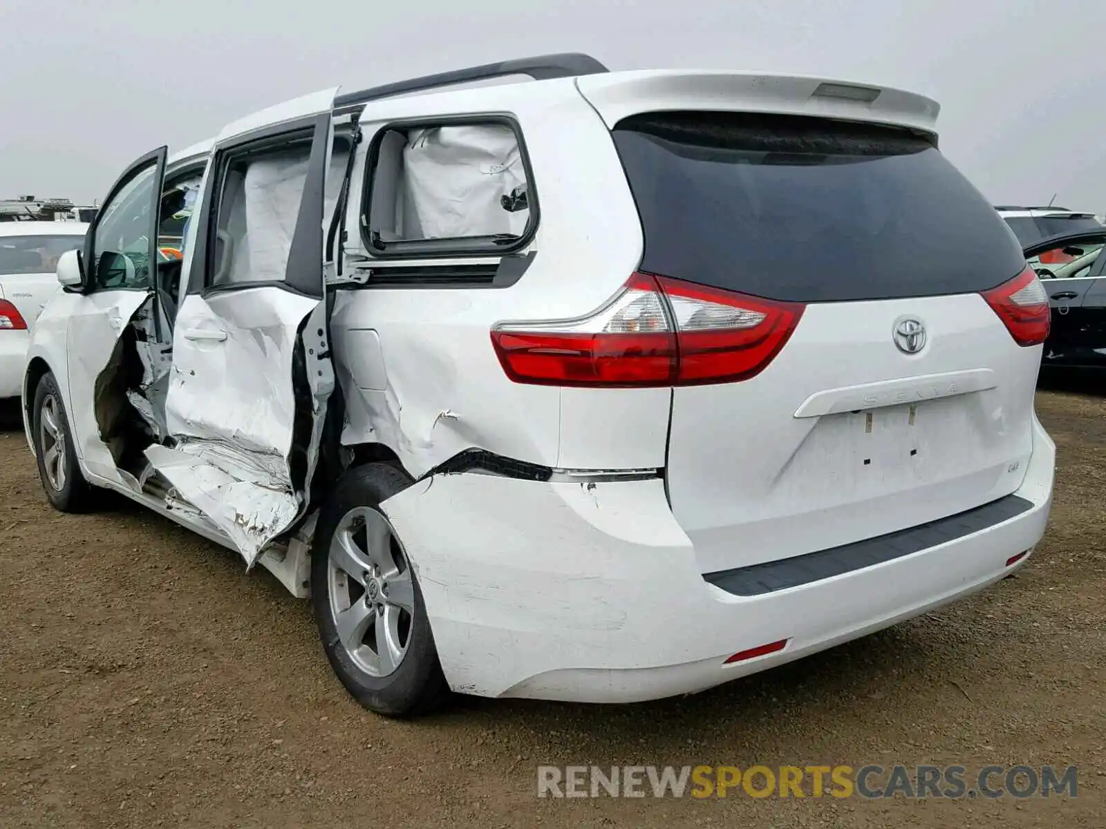 3 Photograph of a damaged car 5TDKK3DCXGS750649 TOYOTA SIENNA LE 2020