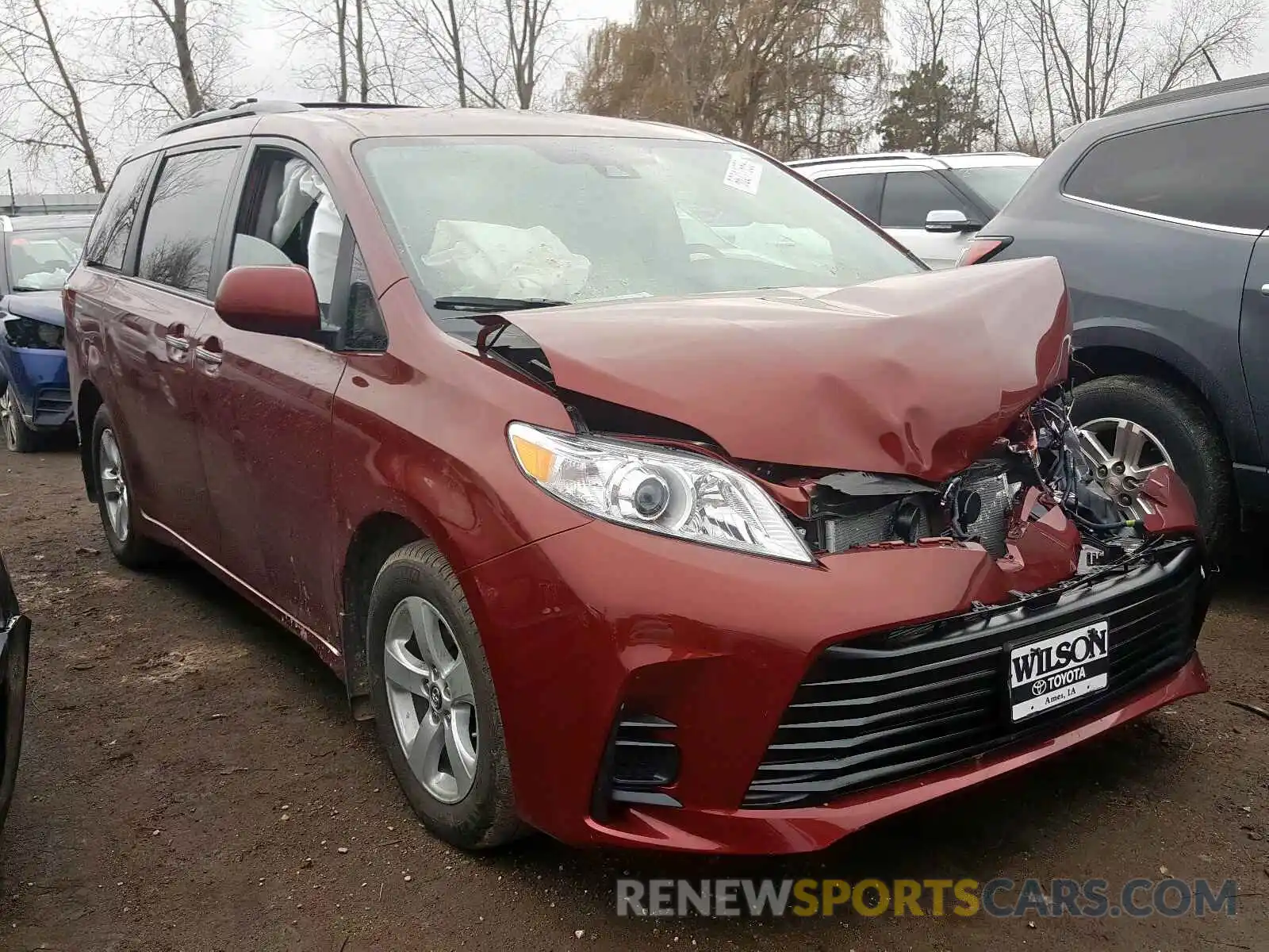 1 Photograph of a damaged car 5TDKZ3DC7LS043806 TOYOTA SIENNA LE 2020