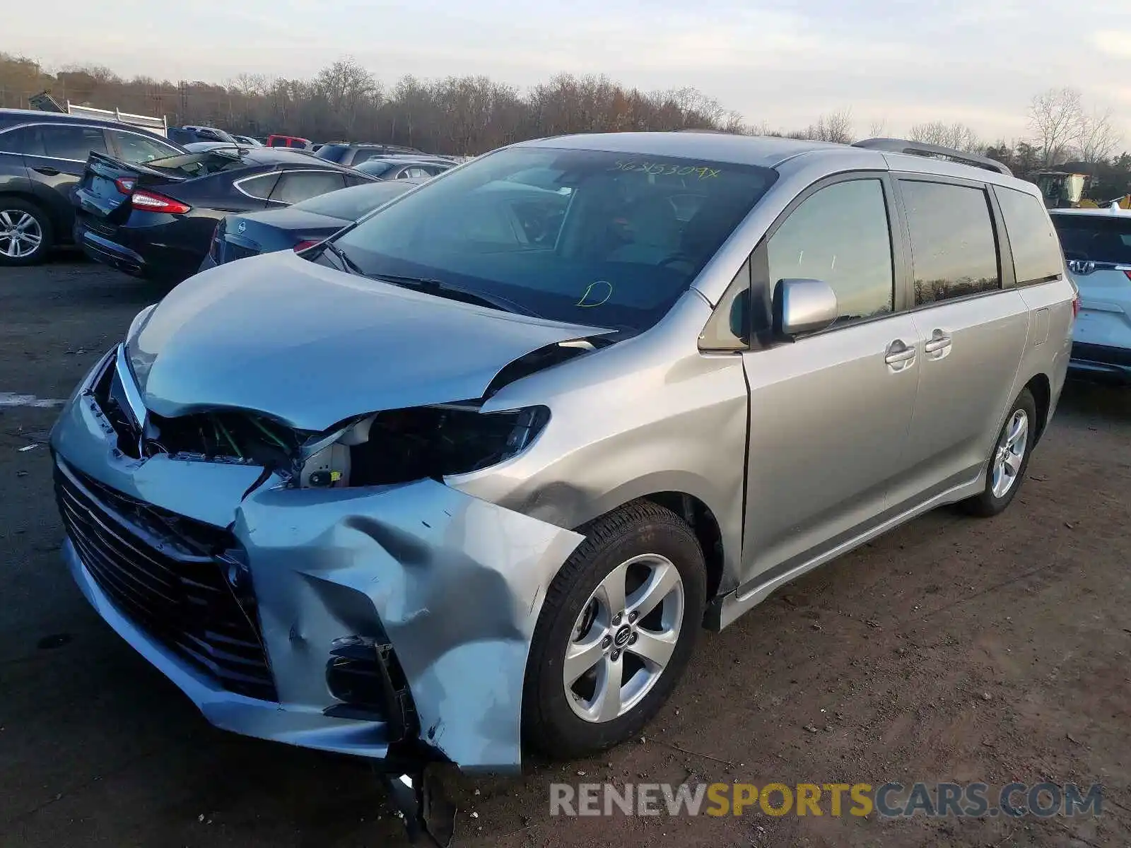 2 Photograph of a damaged car 5TDKZ3DC9LS032824 TOYOTA SIENNA LE 2020