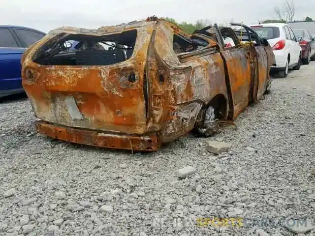 4 Photograph of a damaged car 5TDDZ3DC9KS215129 TOYOTA SIENNA LIM 2019