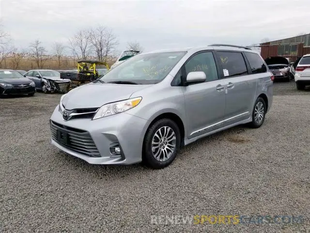 2 Фотография поврежденного автомобиля 5TDYZ3DC0KS986256 TOYOTA SIENNA LIM 2019