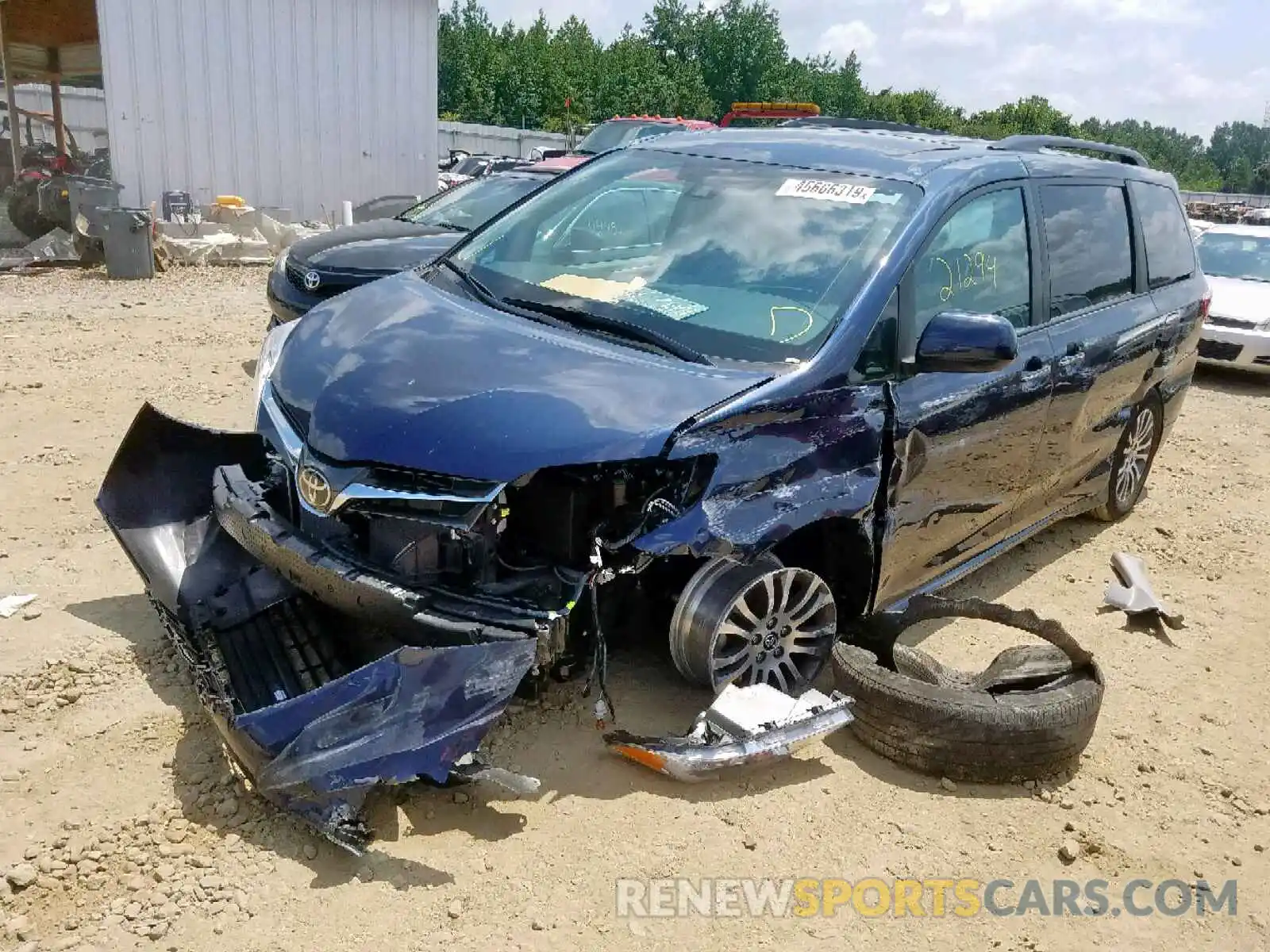 2 Photograph of a damaged car 5TDYZ3DC1KS978795 TOYOTA SIENNA LIM 2019