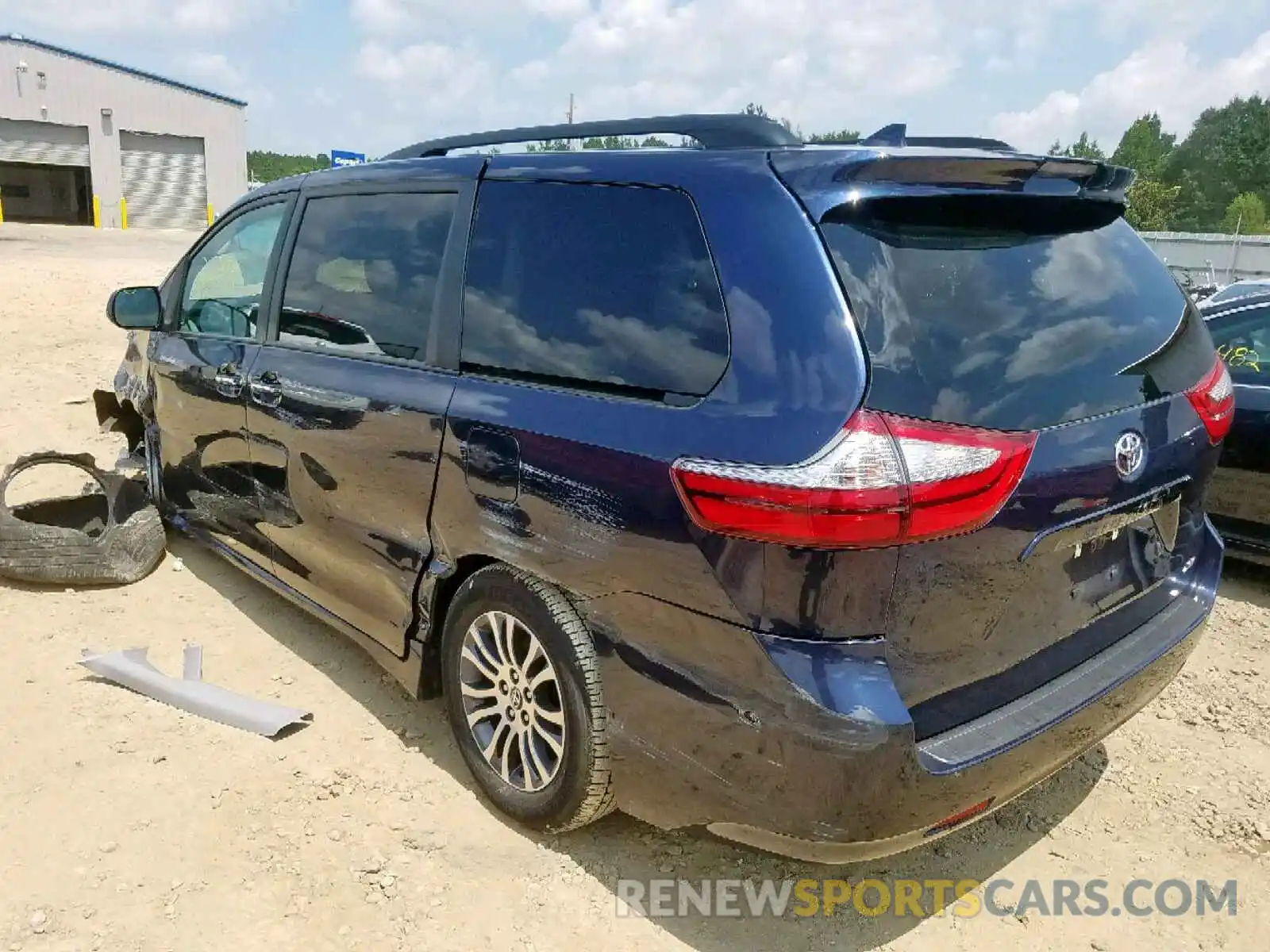 3 Photograph of a damaged car 5TDYZ3DC1KS978795 TOYOTA SIENNA LIM 2019