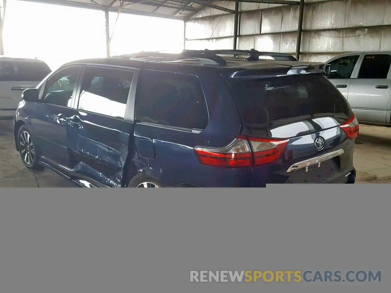 3 Photograph of a damaged car 5TDYZ3DC2KS995833 TOYOTA SIENNA LIM 2019