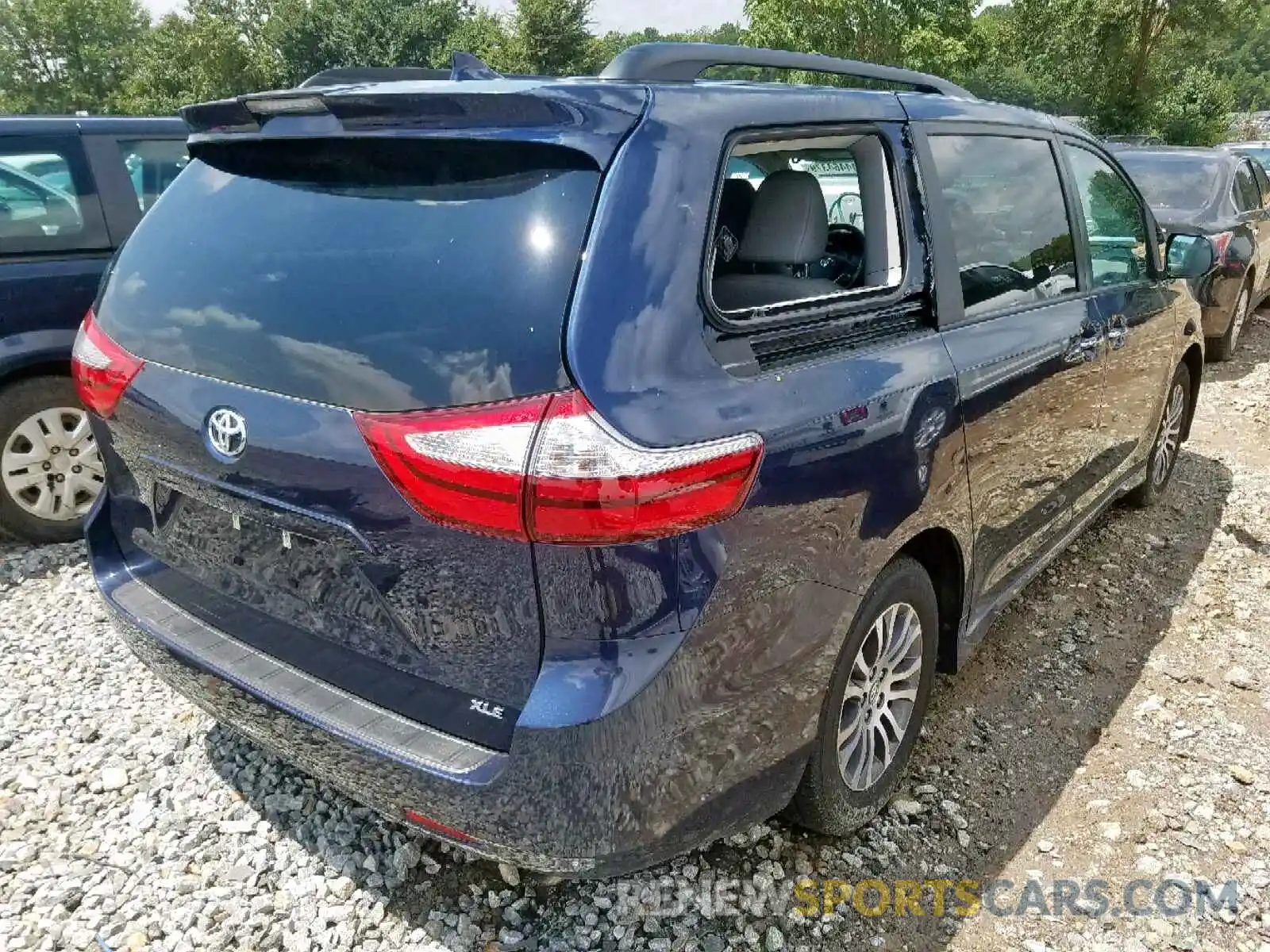 4 Фотография поврежденного автомобиля 5TDYZ3DC3KS977888 TOYOTA SIENNA LIM 2019