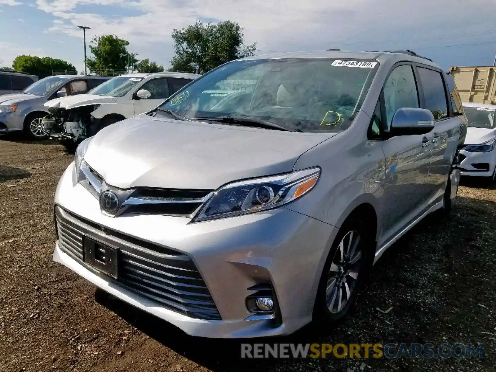 2 Photograph of a damaged car 5TDYZ3DC7KS968787 TOYOTA SIENNA LIM 2019