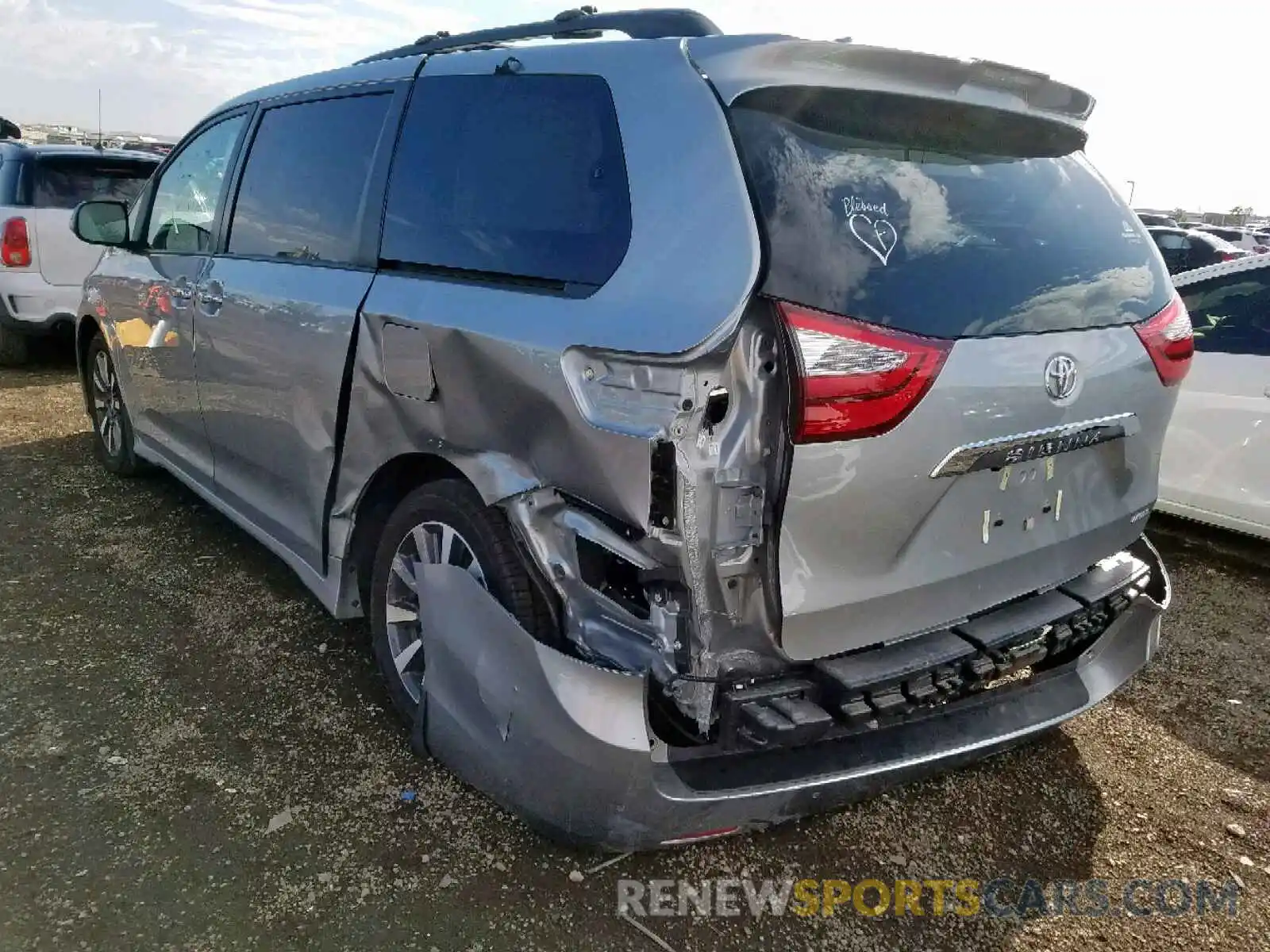 3 Фотография поврежденного автомобиля 5TDYZ3DC7KS968787 TOYOTA SIENNA LIM 2019