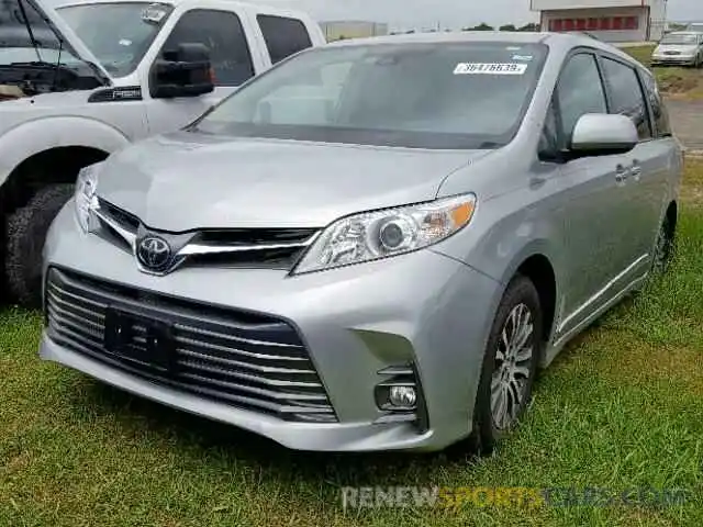 2 Photograph of a damaged car 5TDYZ3DC8KS970676 TOYOTA SIENNA LIM 2019