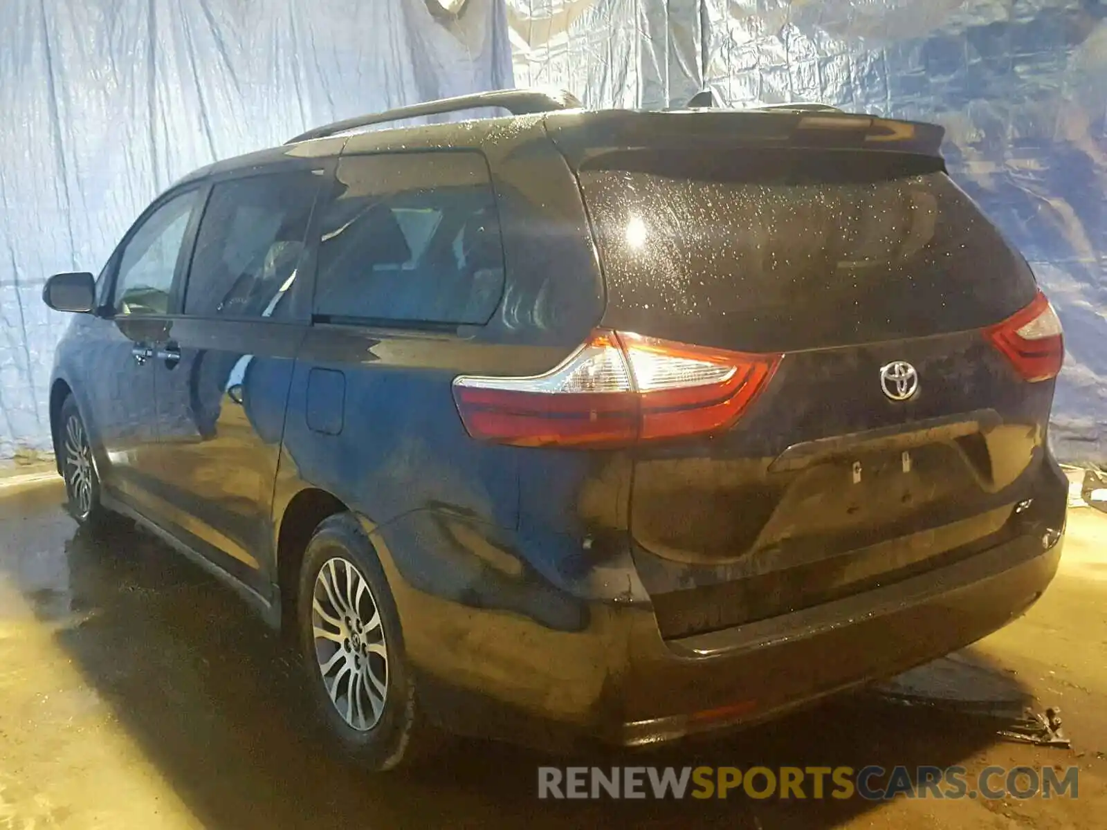 3 Photograph of a damaged car 5TDYZ3DCXKS010923 TOYOTA SIENNA LIM 2019