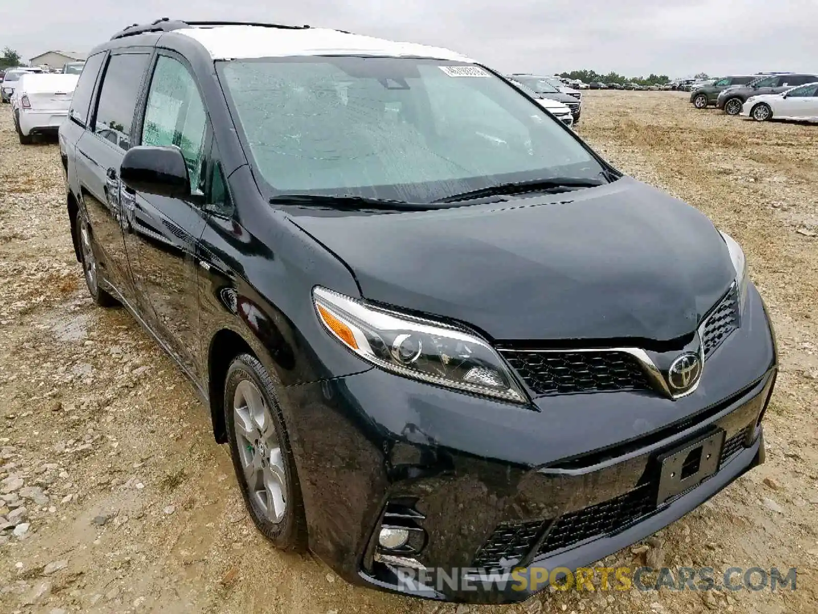 1 Photograph of a damaged car 5TDEZ3DC1KS213167 TOYOTA SIENNA SE 2019