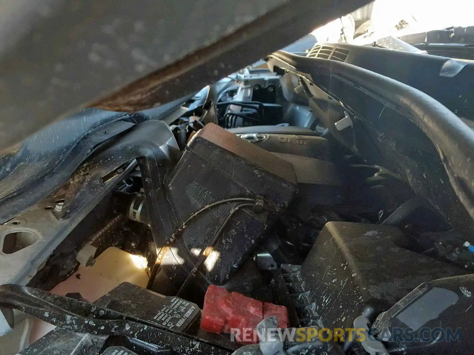 7 Photograph of a damaged car 5TDEZ3DC4KS222834 TOYOTA SIENNA SE 2019
