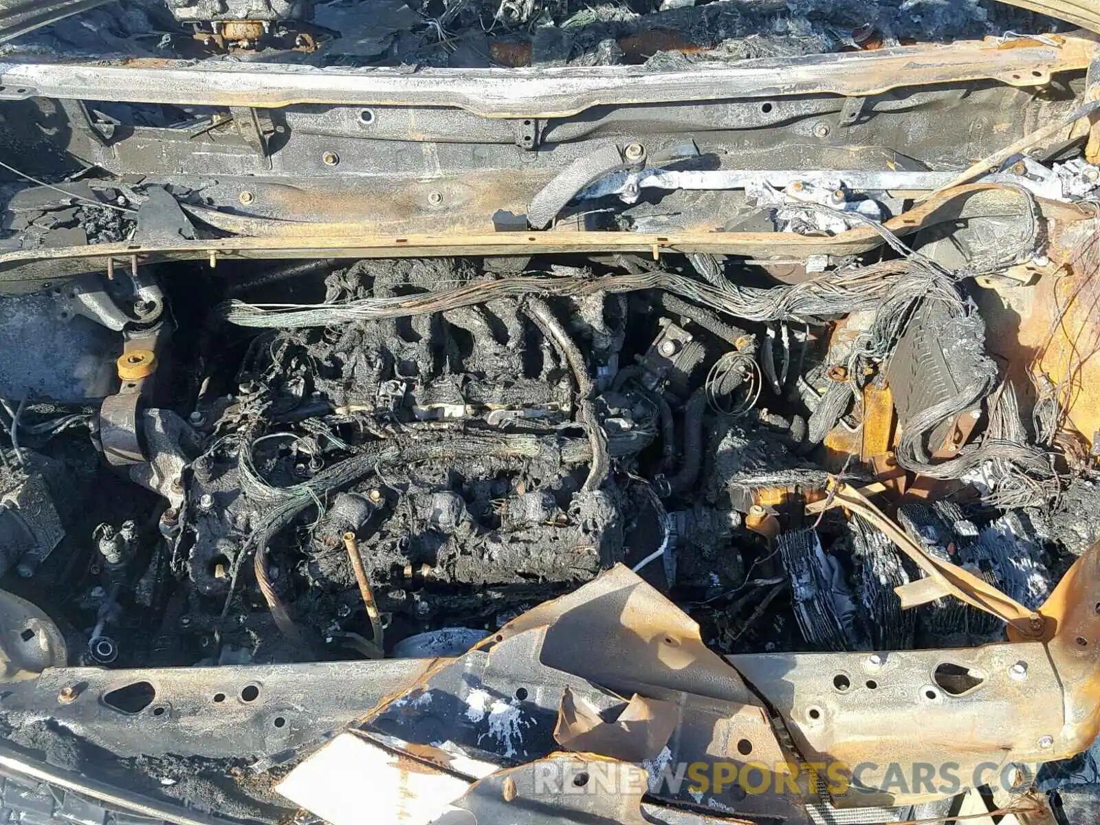 7 Photograph of a damaged car 5TDEZ3DCXKS216875 TOYOTA SIENNA SE 2019