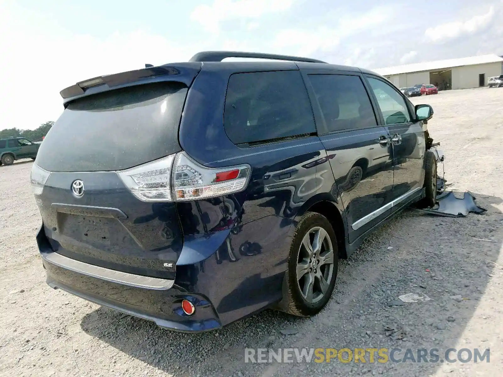 4 Фотография поврежденного автомобиля 5TDXZ3DC4KS002960 TOYOTA SIENNA SE 2019