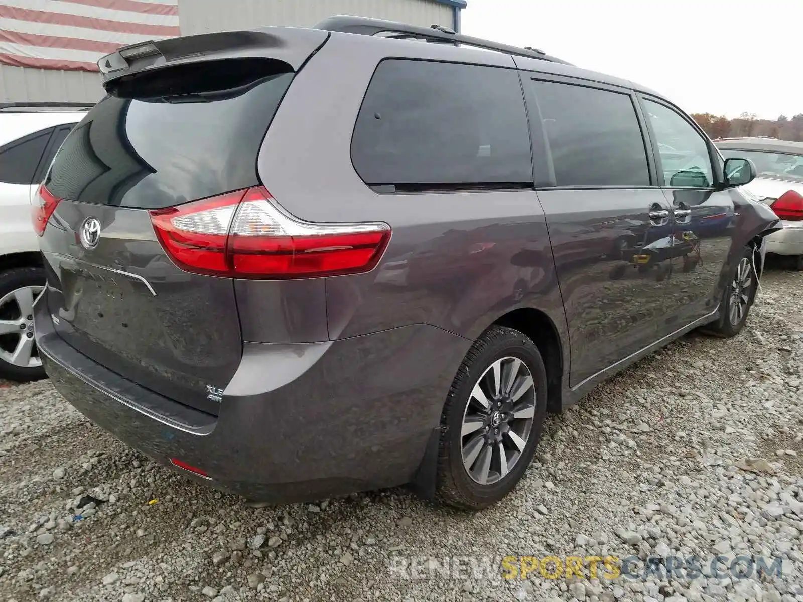 4 Фотография поврежденного автомобиля 5TDDZ3DC1KS220373 TOYOTA SIENNA XLE 2019