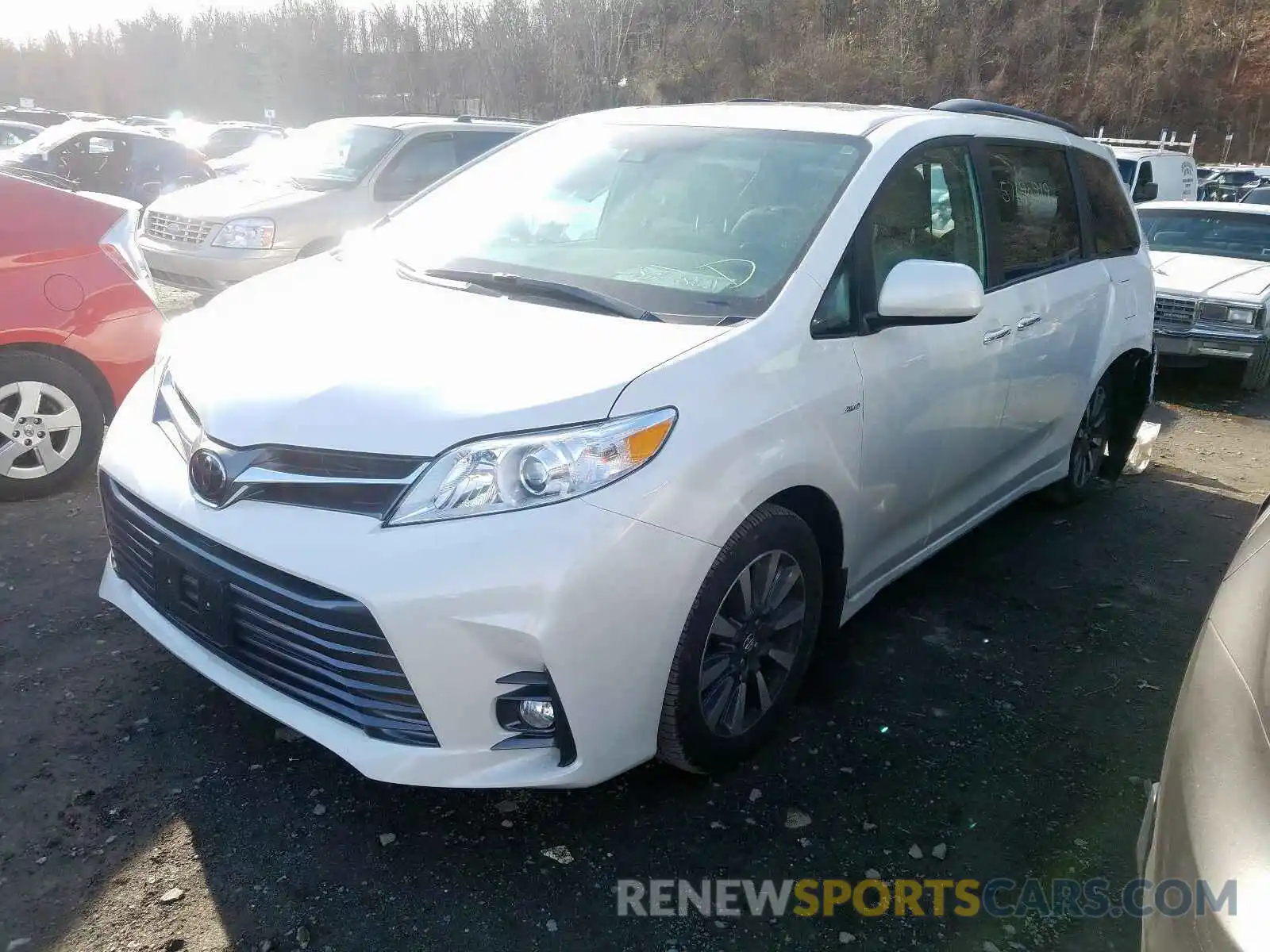 2 Фотография поврежденного автомобиля 5TDDZ3DCXKS211901 TOYOTA SIENNA XLE 2019