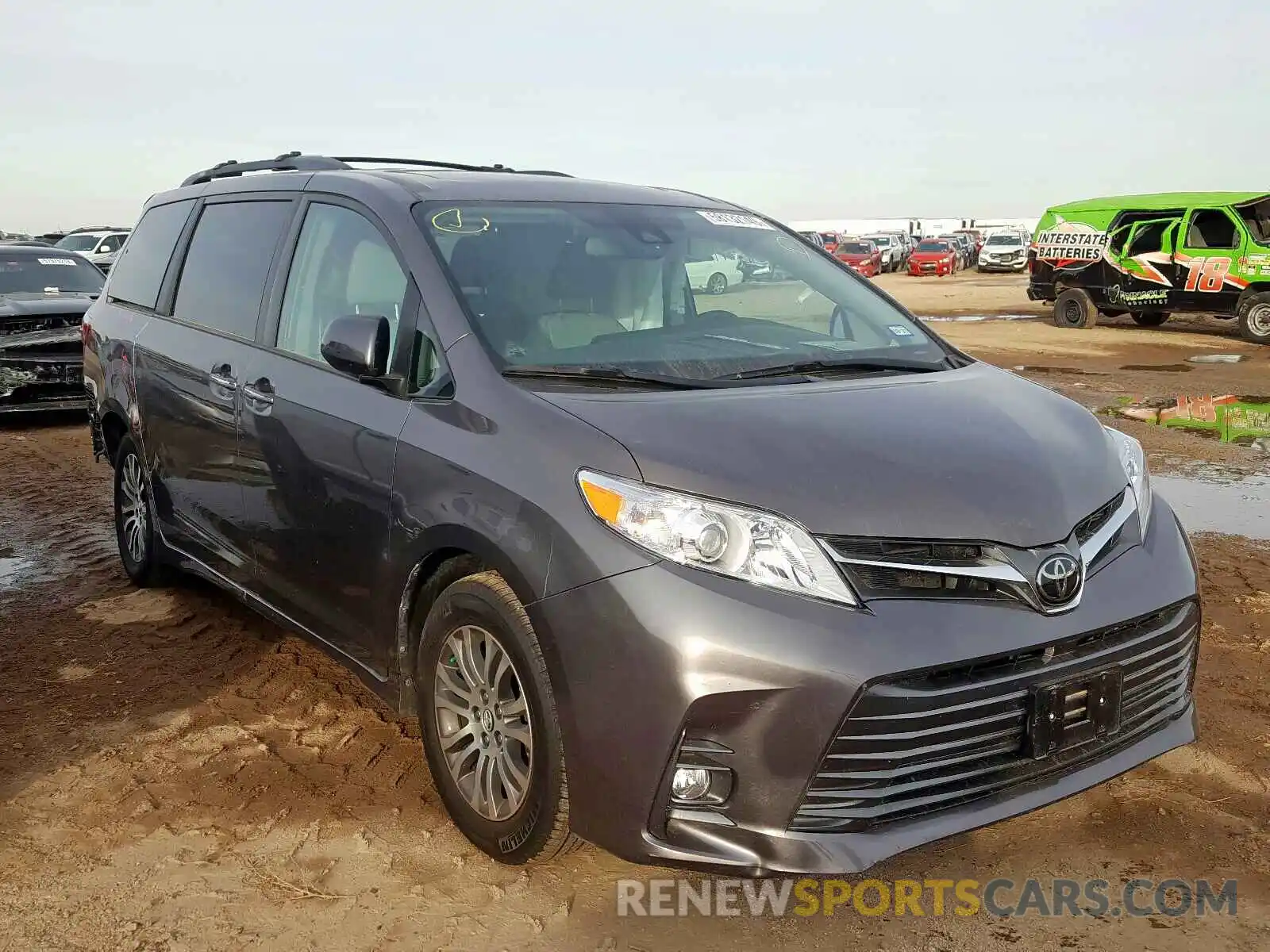 1 Фотография поврежденного автомобиля 5TDYZ3DC3KS013792 TOYOTA SIENNA XLE 2019