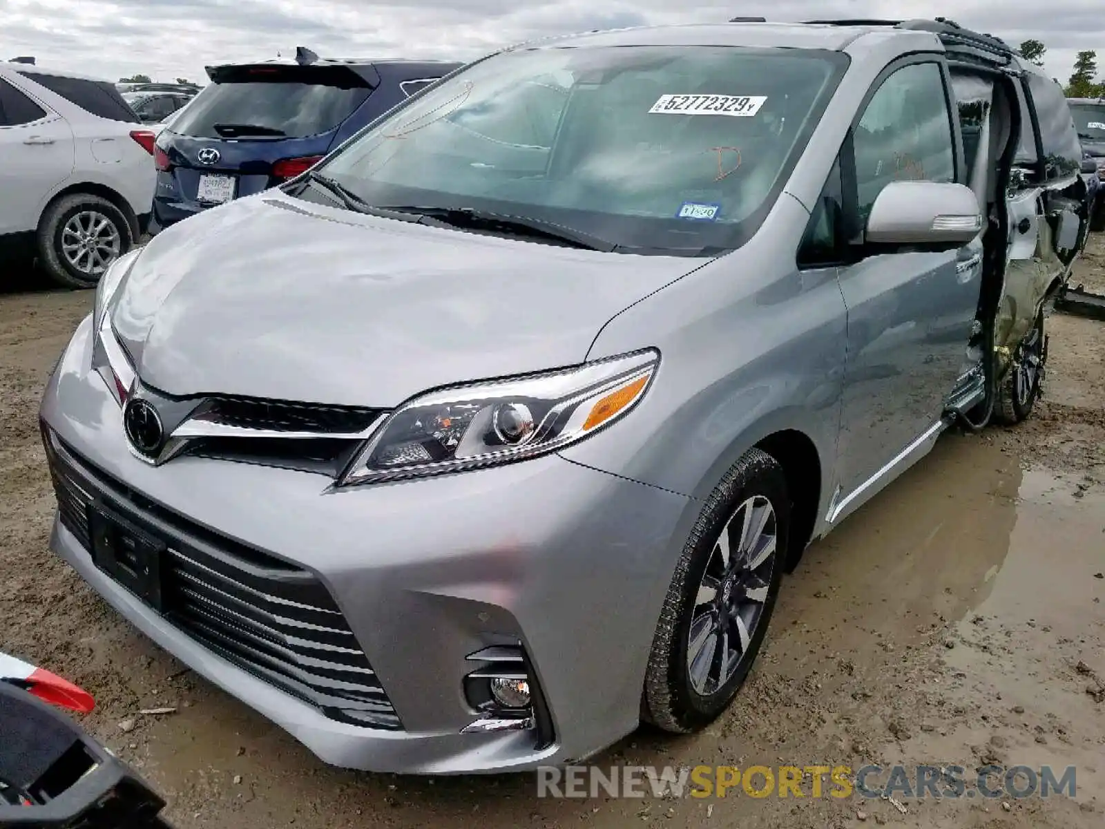 2 Photograph of a damaged car 5TDYZ3DCXKS984689 TOYOTA SIENNA XLE 2019