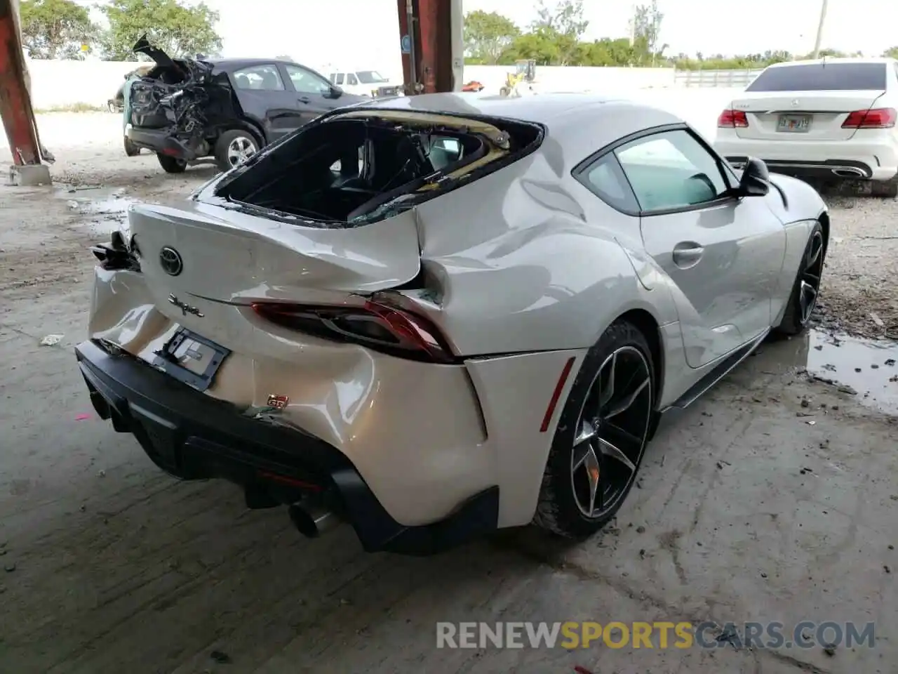 4 Photograph of a damaged car WZ1DB0C05MW033619 TOYOTA SUPRA 2021