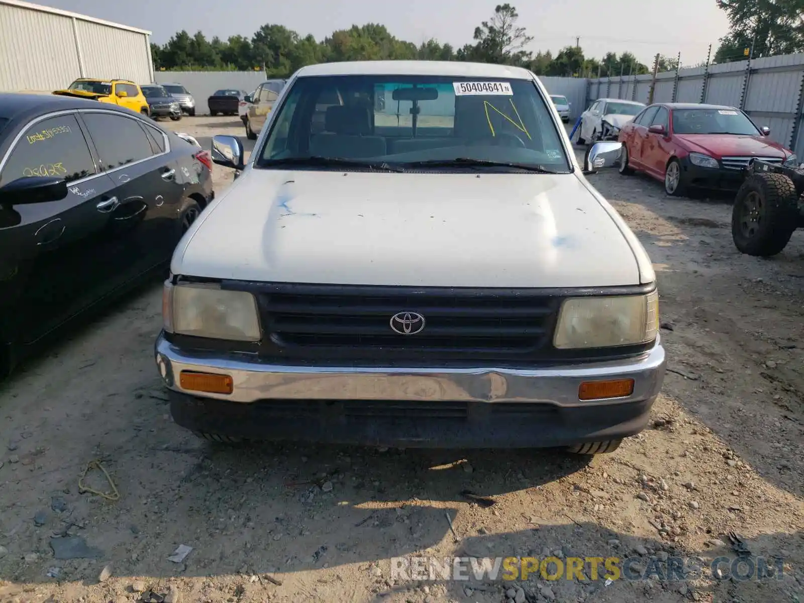 9 Photograph of a damaged car JT4VD10C5P0009894 TOYOTA T100 2022