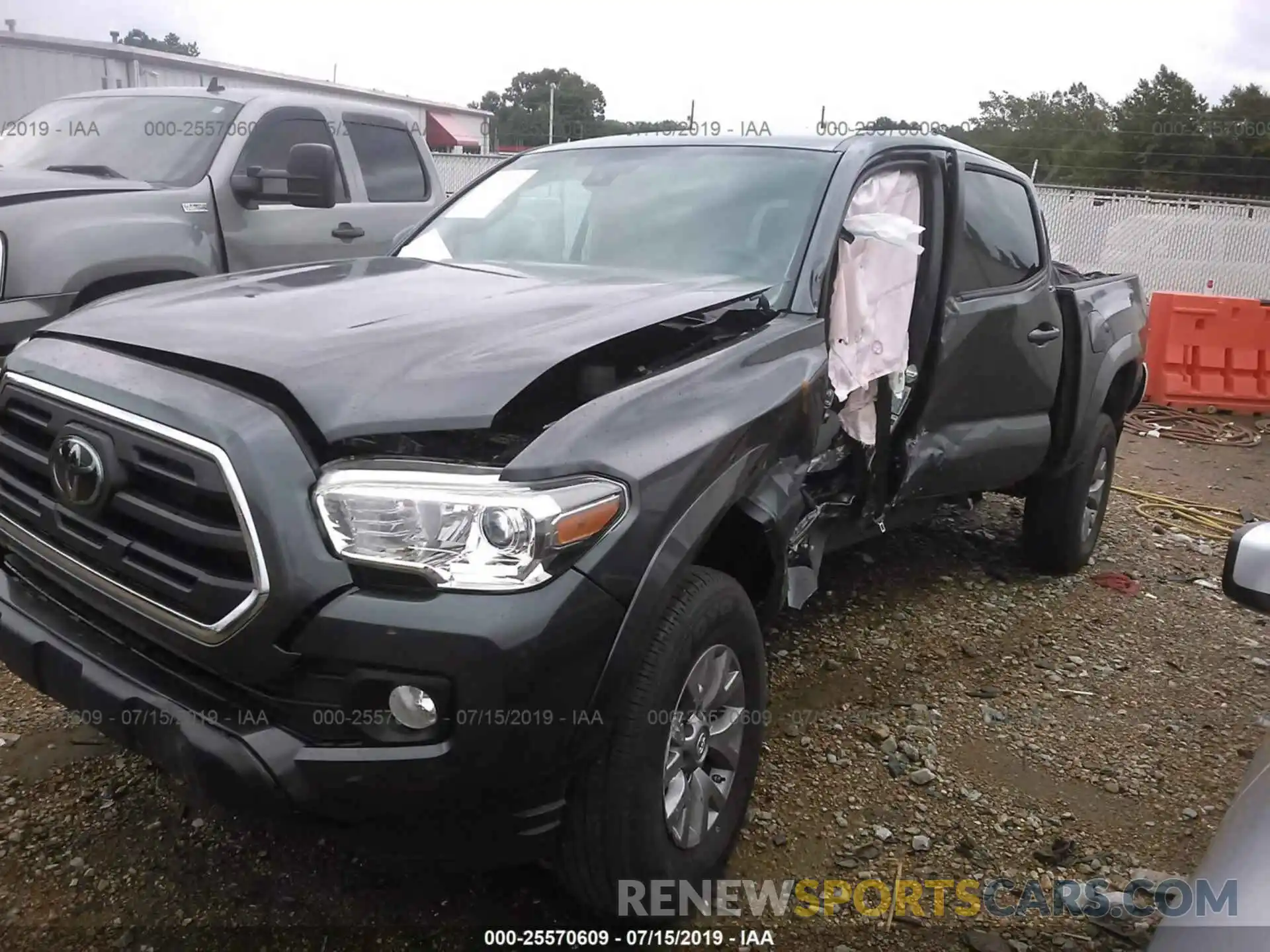 2 Photograph of a damaged car 3TMAZ5CN0KM079300 TOYOTA TACOMA 2019