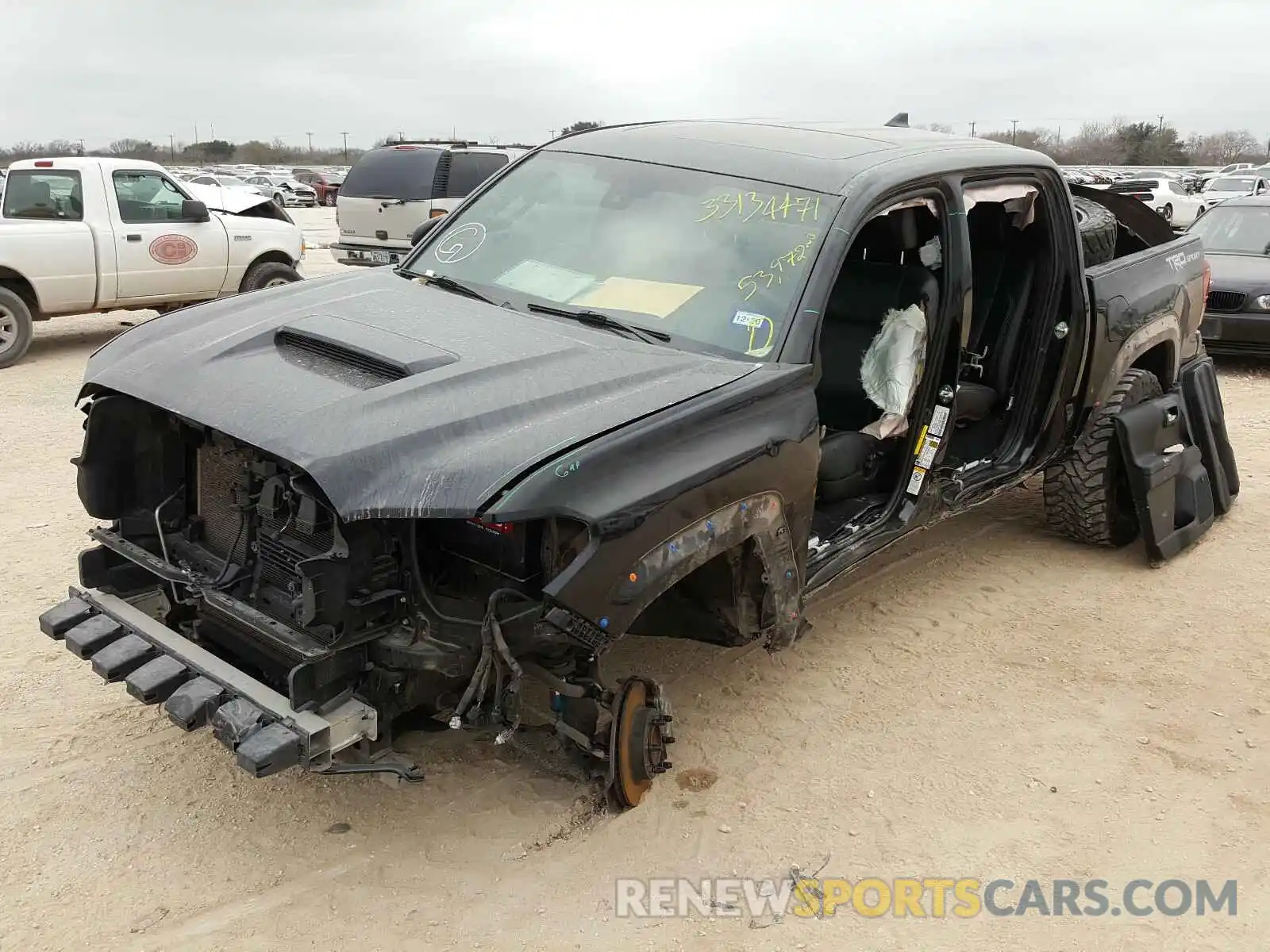 2 Photograph of a damaged car 3TMAZ5CN0KM079569 TOYOTA TACOMA 2019