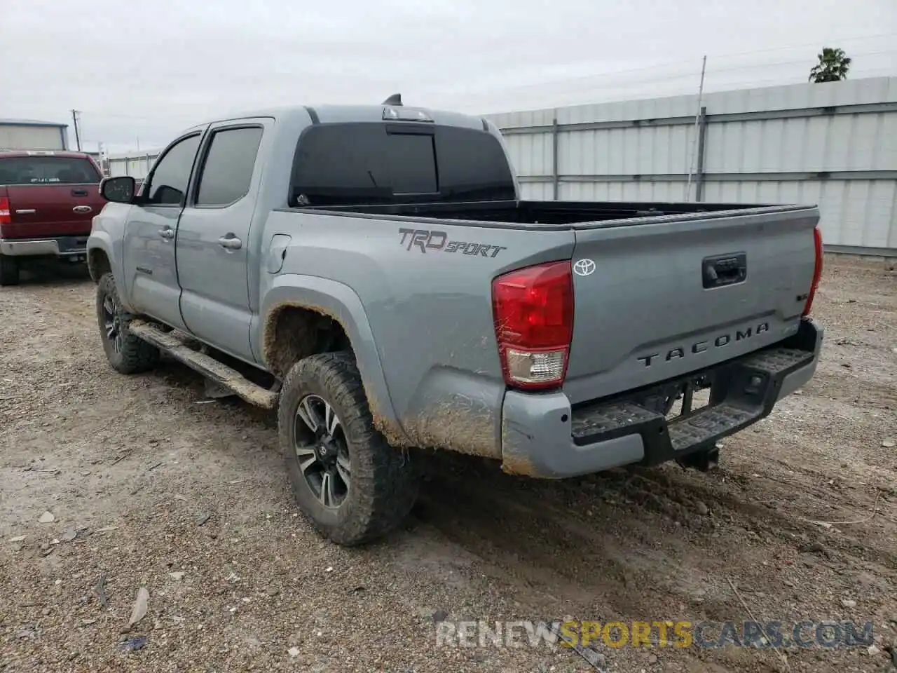 3 Photograph of a damaged car 3TMAZ5CN0KM079975 TOYOTA TACOMA 2019