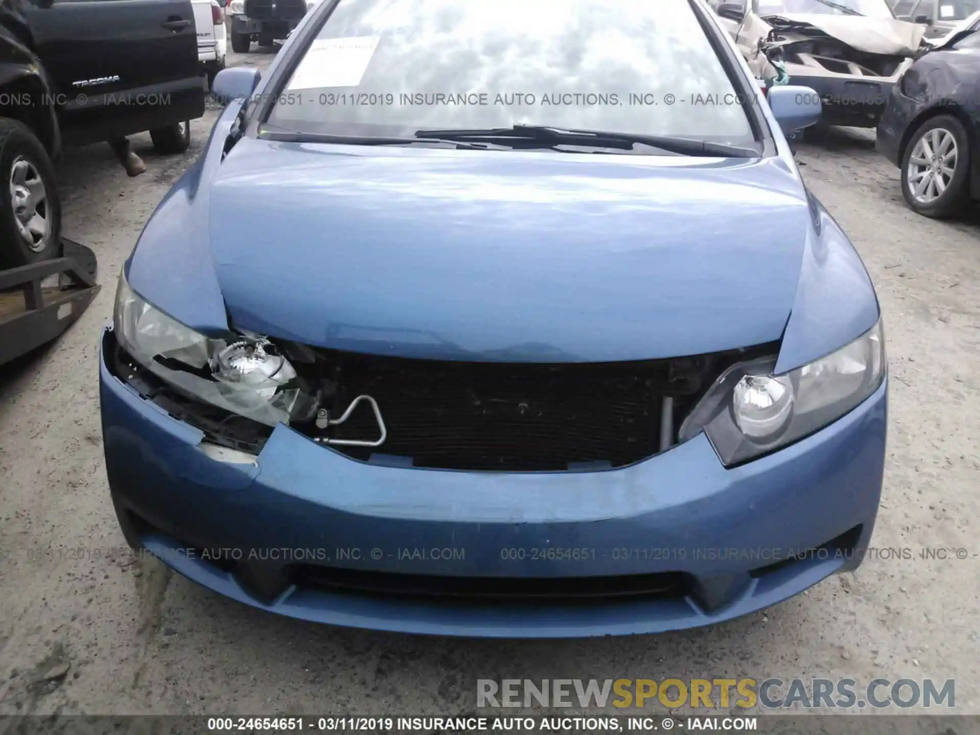 6 Photograph of a damaged car 3TMAZ5CN0KM080415 TOYOTA TACOMA 2019