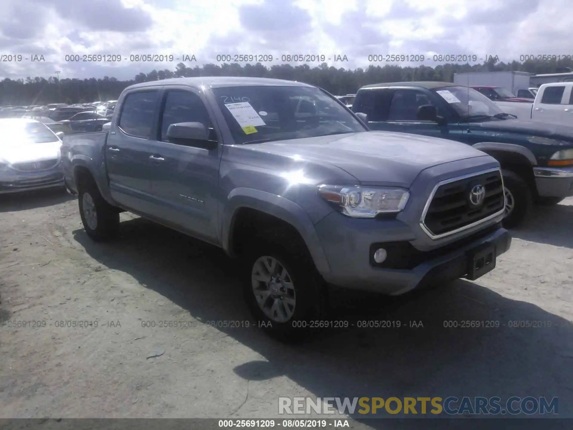 1 Photograph of a damaged car 3TMAZ5CN0KM080821 TOYOTA TACOMA 2019