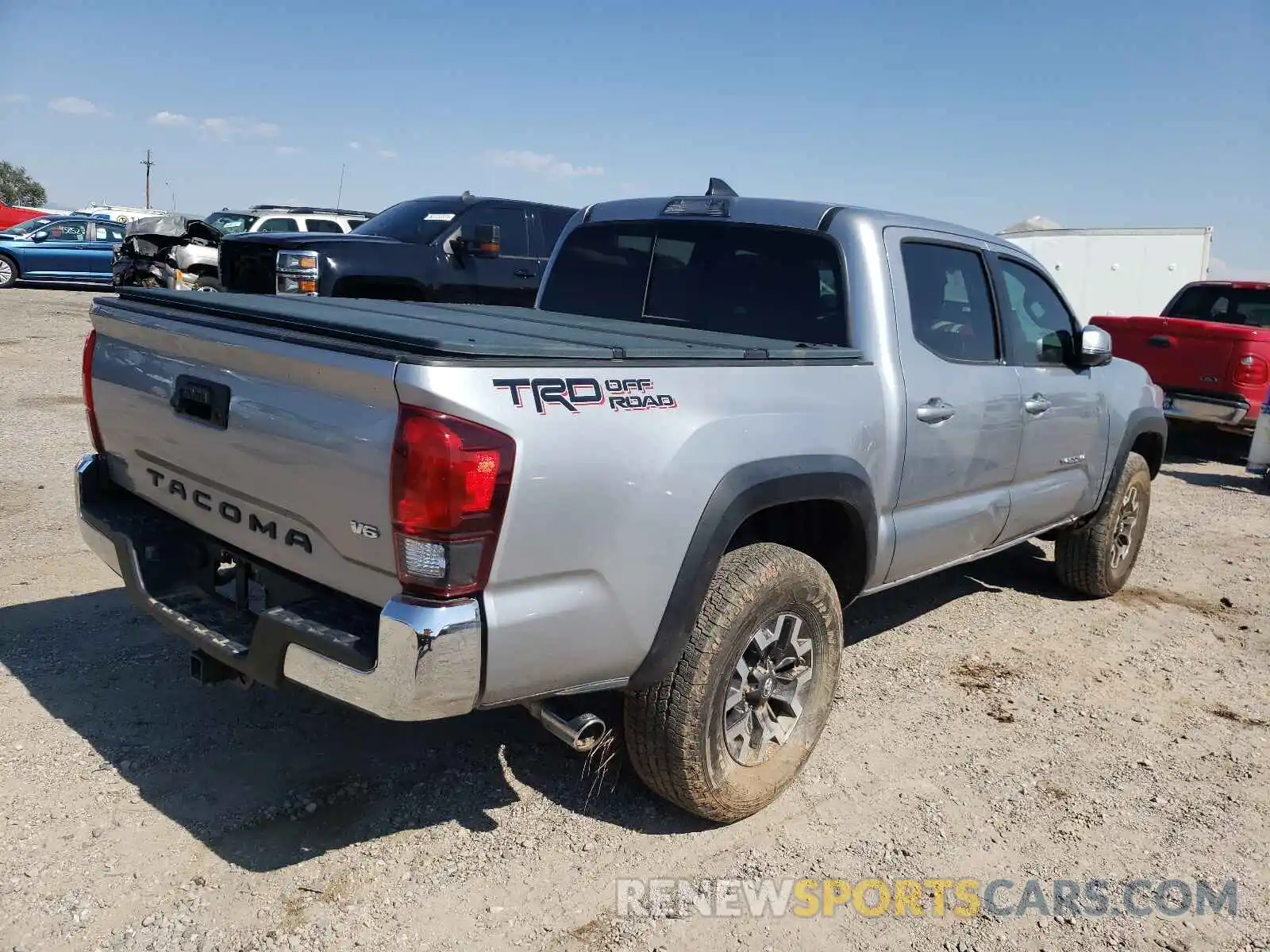 4 Фотография поврежденного автомобиля 3TMAZ5CN0KM083931 TOYOTA TACOMA 2019