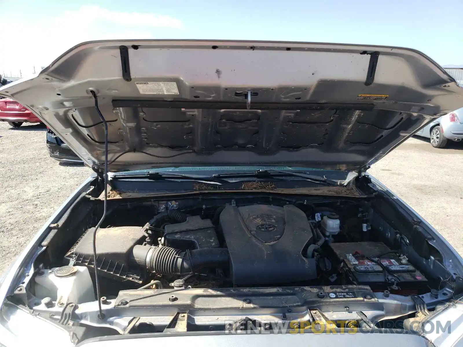 7 Photograph of a damaged car 3TMAZ5CN0KM083931 TOYOTA TACOMA 2019