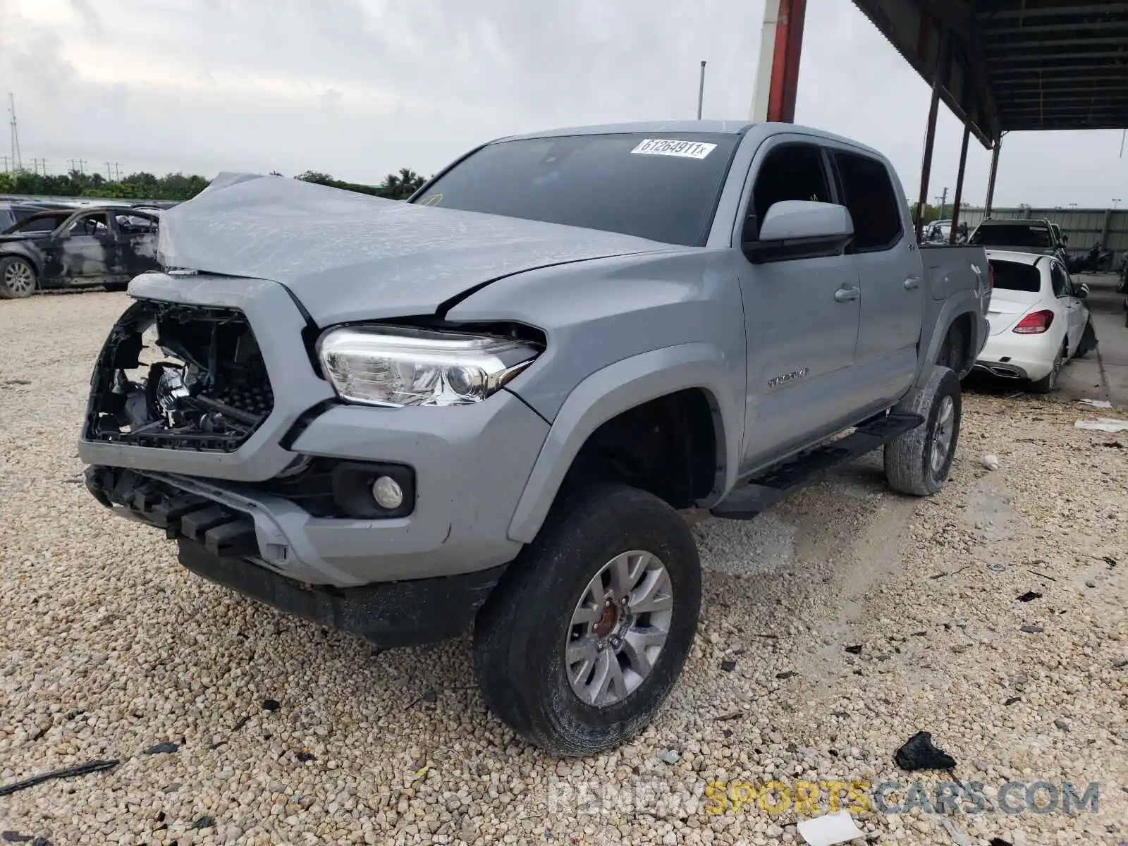 2 Photograph of a damaged car 3TMAZ5CN0KM084268 TOYOTA TACOMA 2019