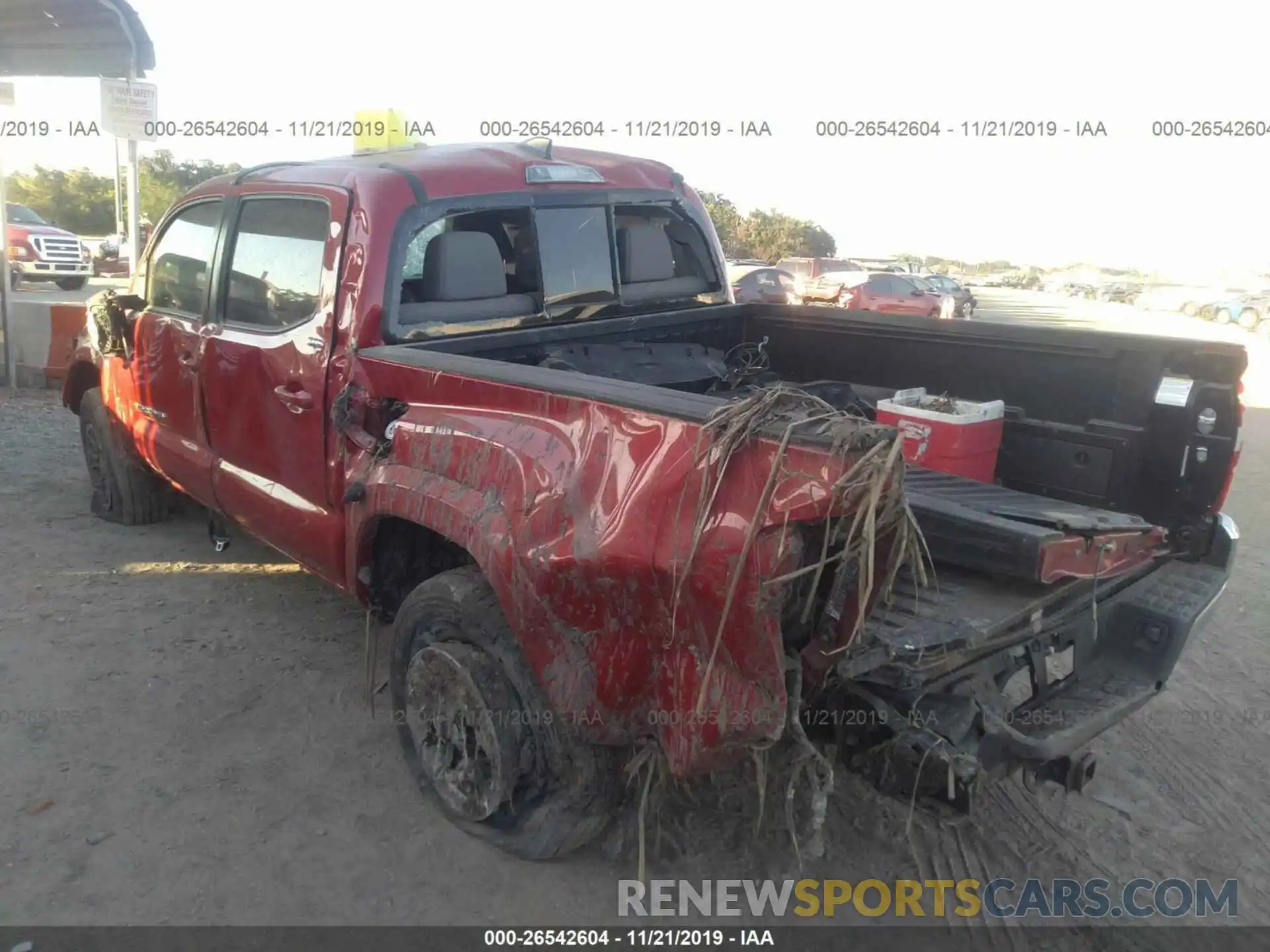 3 Photograph of a damaged car 3TMAZ5CN0KM084559 TOYOTA TACOMA 2019