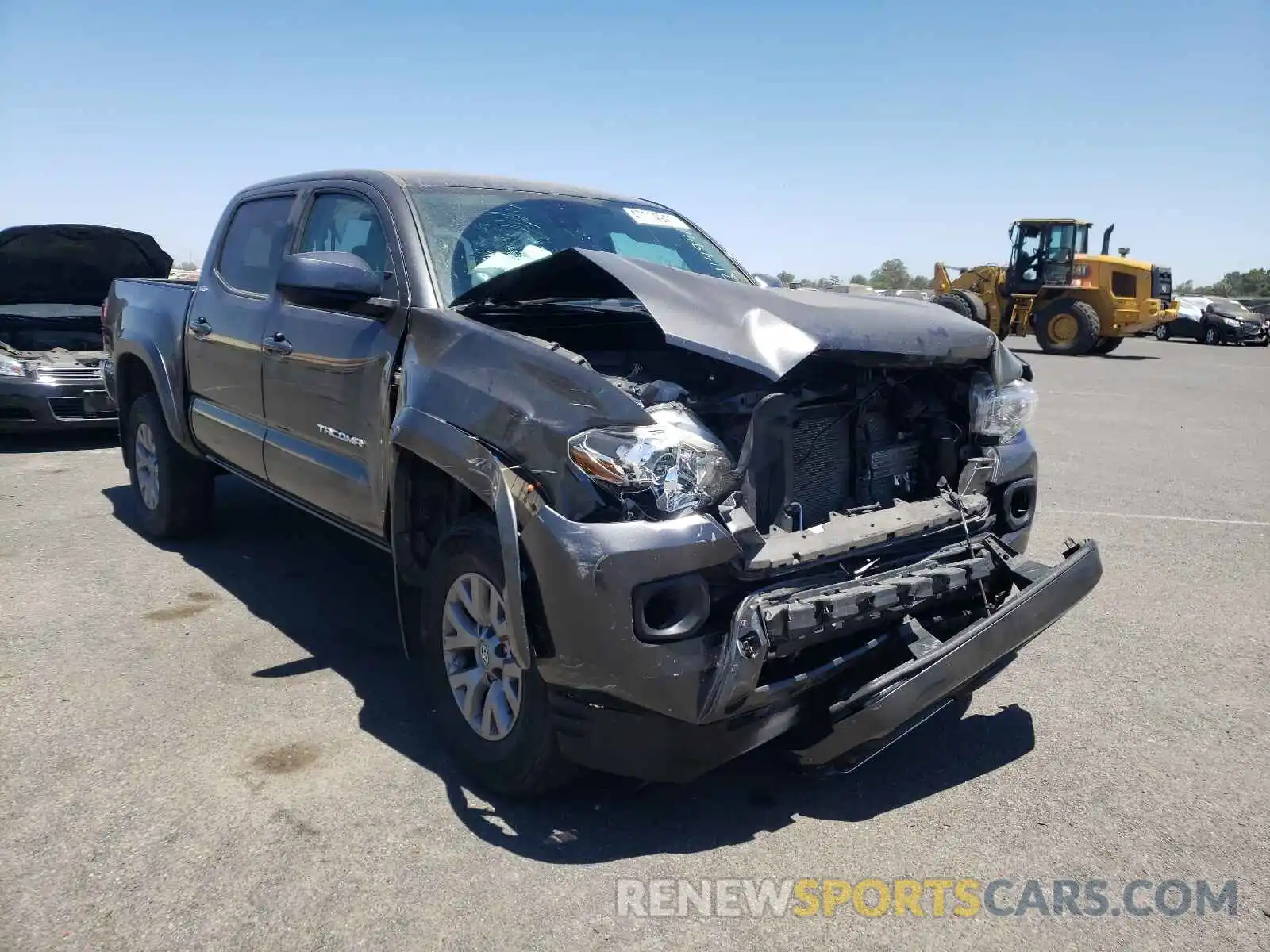 1 Photograph of a damaged car 3TMAZ5CN0KM084867 TOYOTA TACOMA 2019