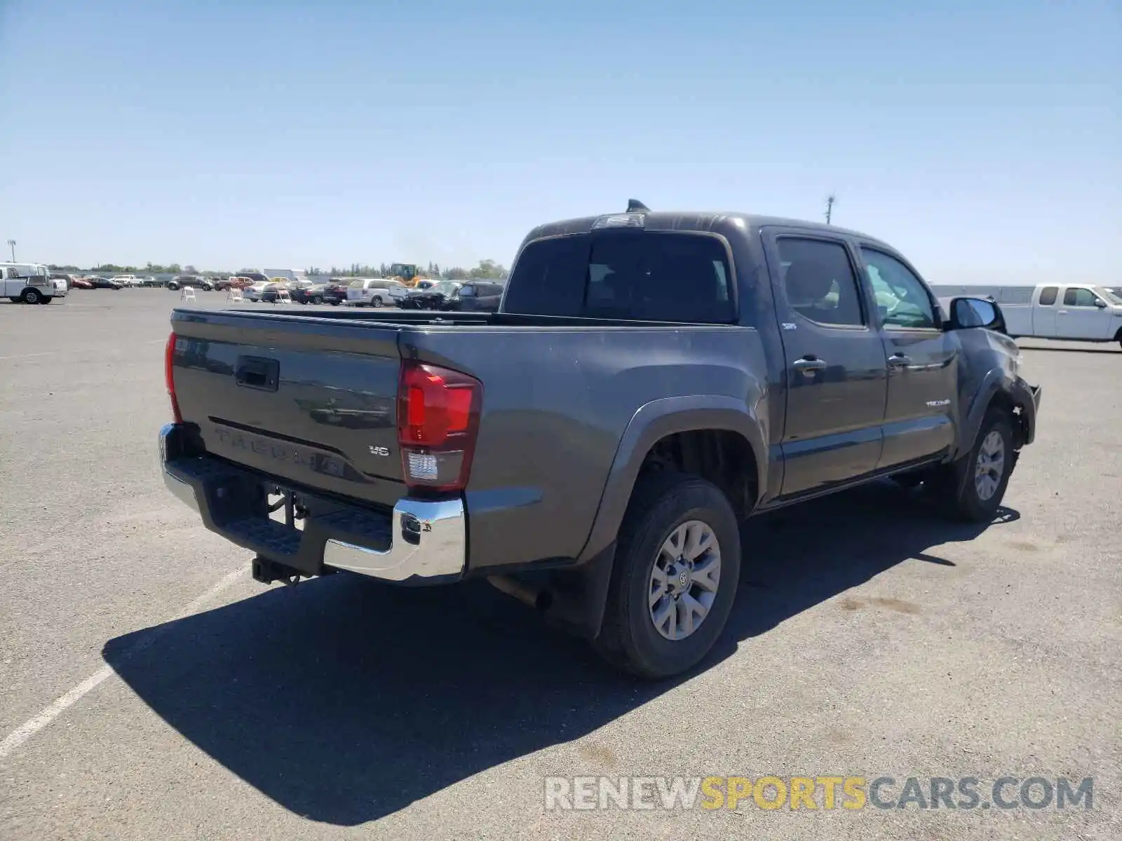 4 Photograph of a damaged car 3TMAZ5CN0KM084867 TOYOTA TACOMA 2019