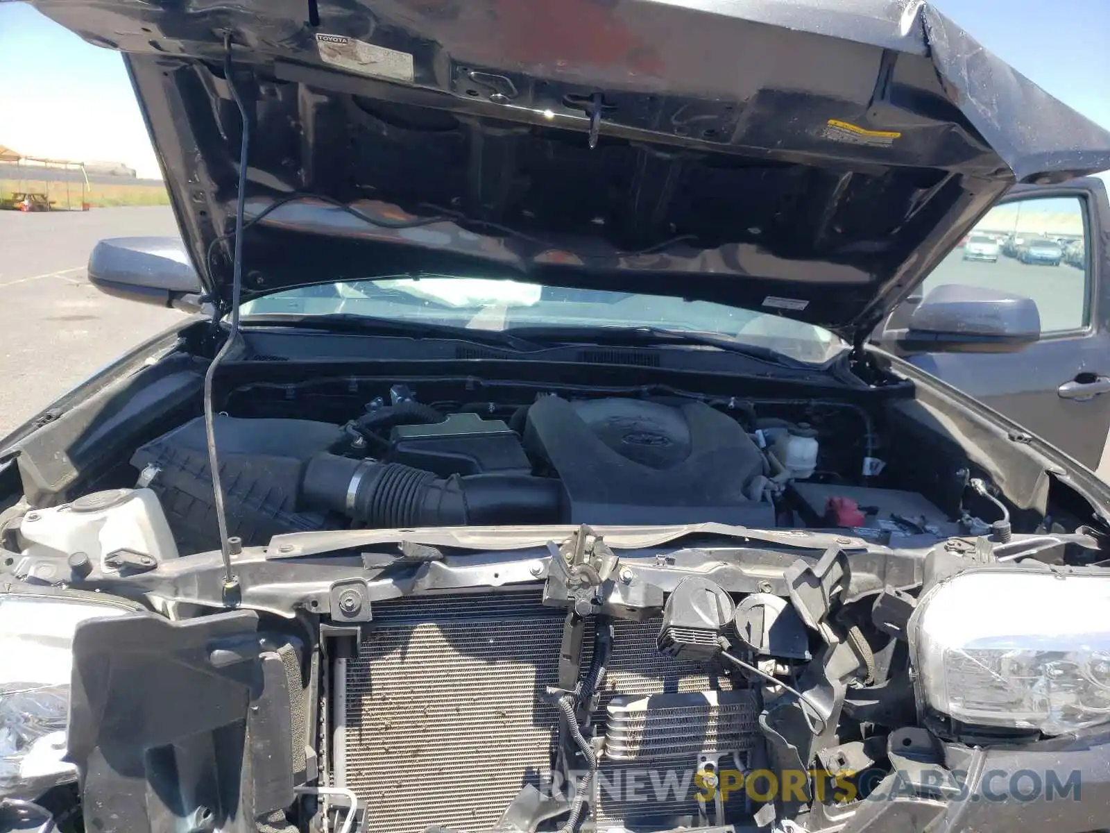 7 Photograph of a damaged car 3TMAZ5CN0KM084867 TOYOTA TACOMA 2019