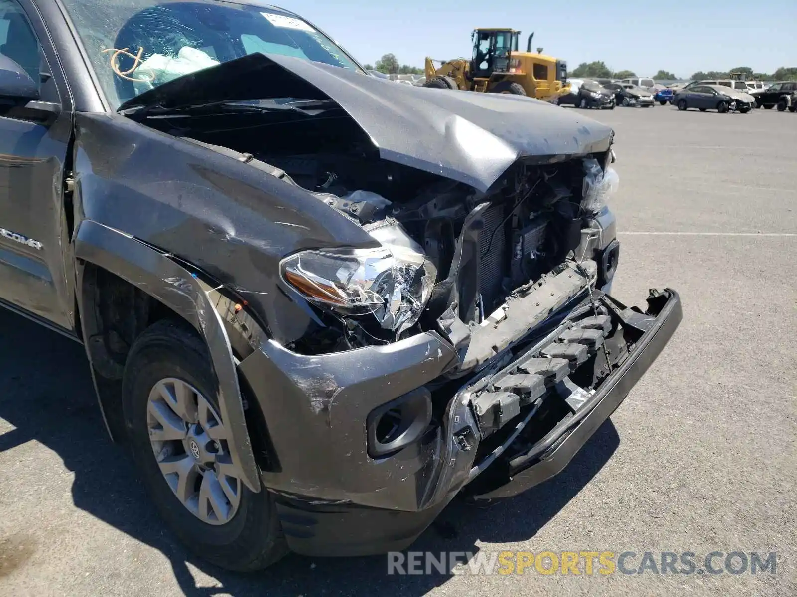 9 Photograph of a damaged car 3TMAZ5CN0KM084867 TOYOTA TACOMA 2019