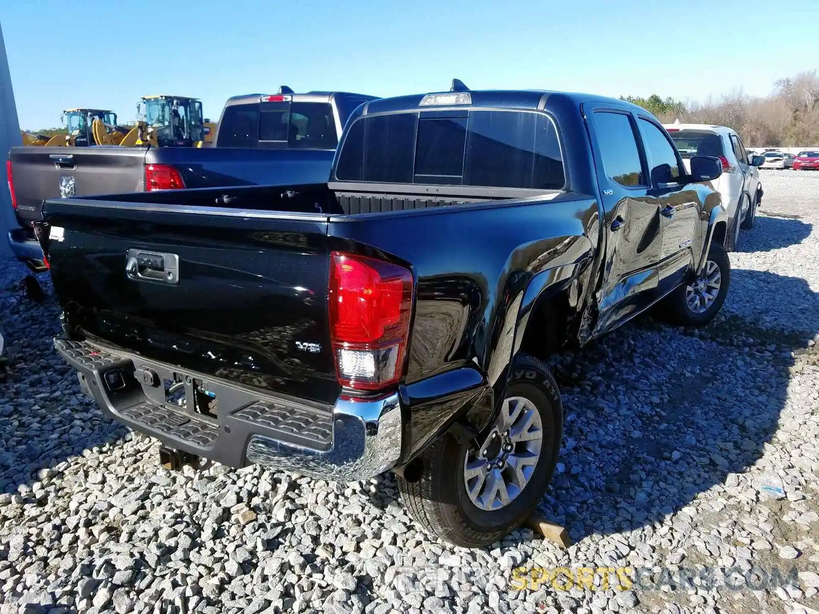 4 Photograph of a damaged car 3TMAZ5CN0KM087364 TOYOTA TACOMA 2019