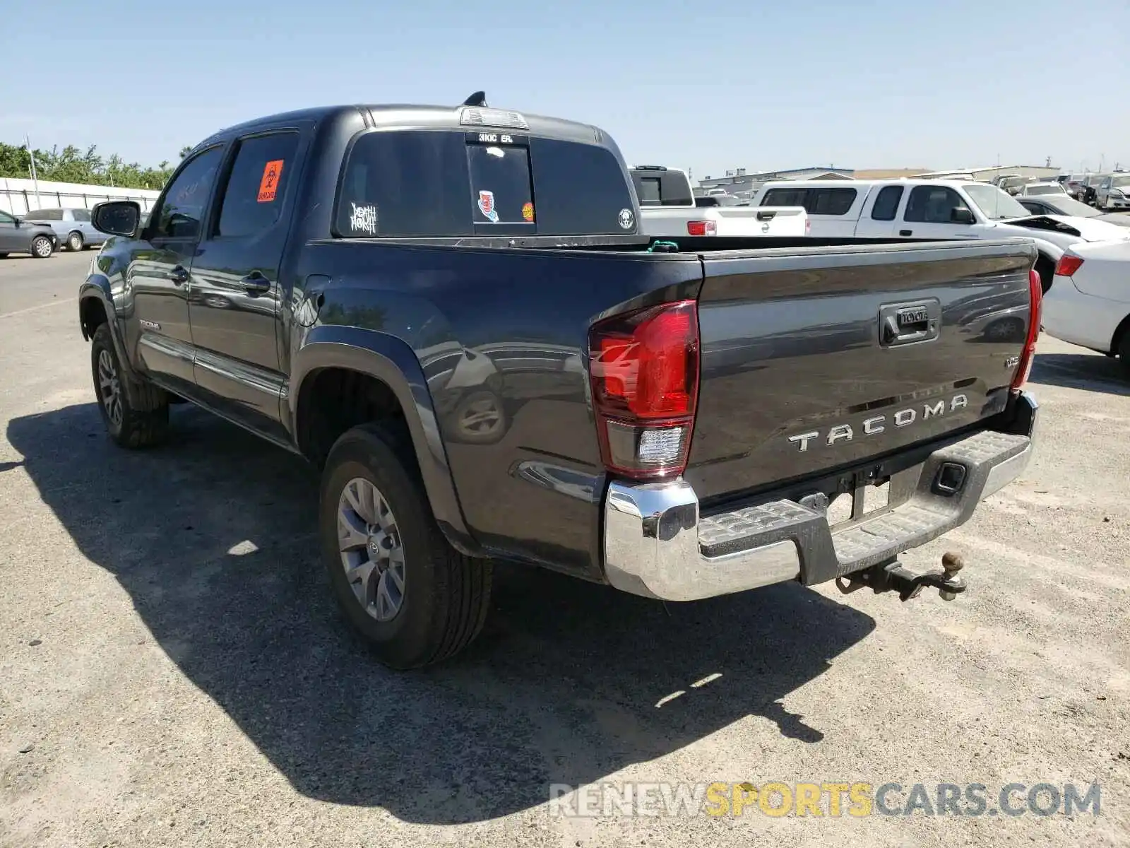 3 Photograph of a damaged car 3TMAZ5CN0KM090961 TOYOTA TACOMA 2019