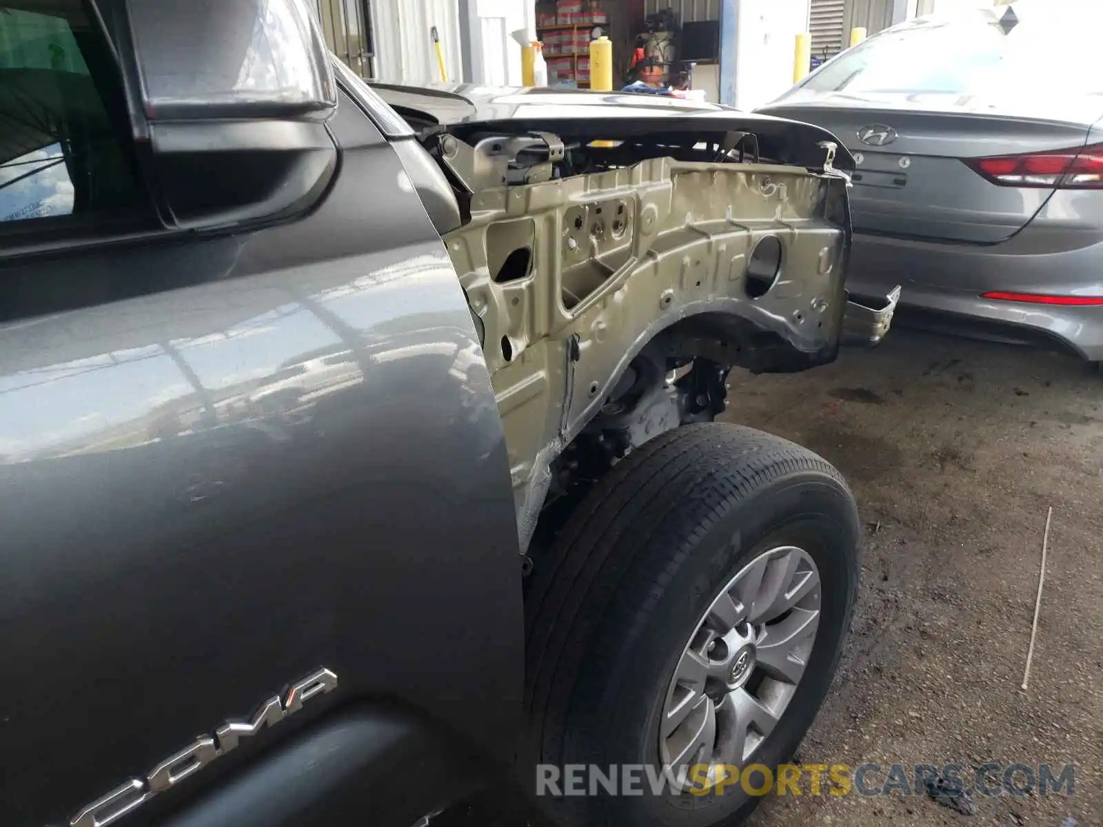 9 Photograph of a damaged car 3TMAZ5CN0KM096453 TOYOTA TACOMA 2019